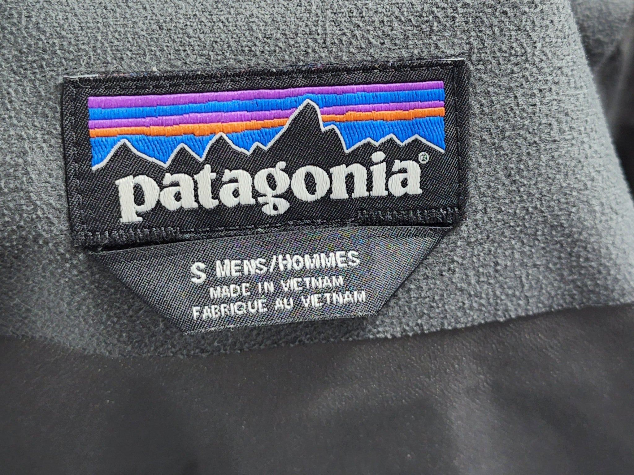 Patagonia Men's Calcite Waterproof Rain Jacket Black Sz S