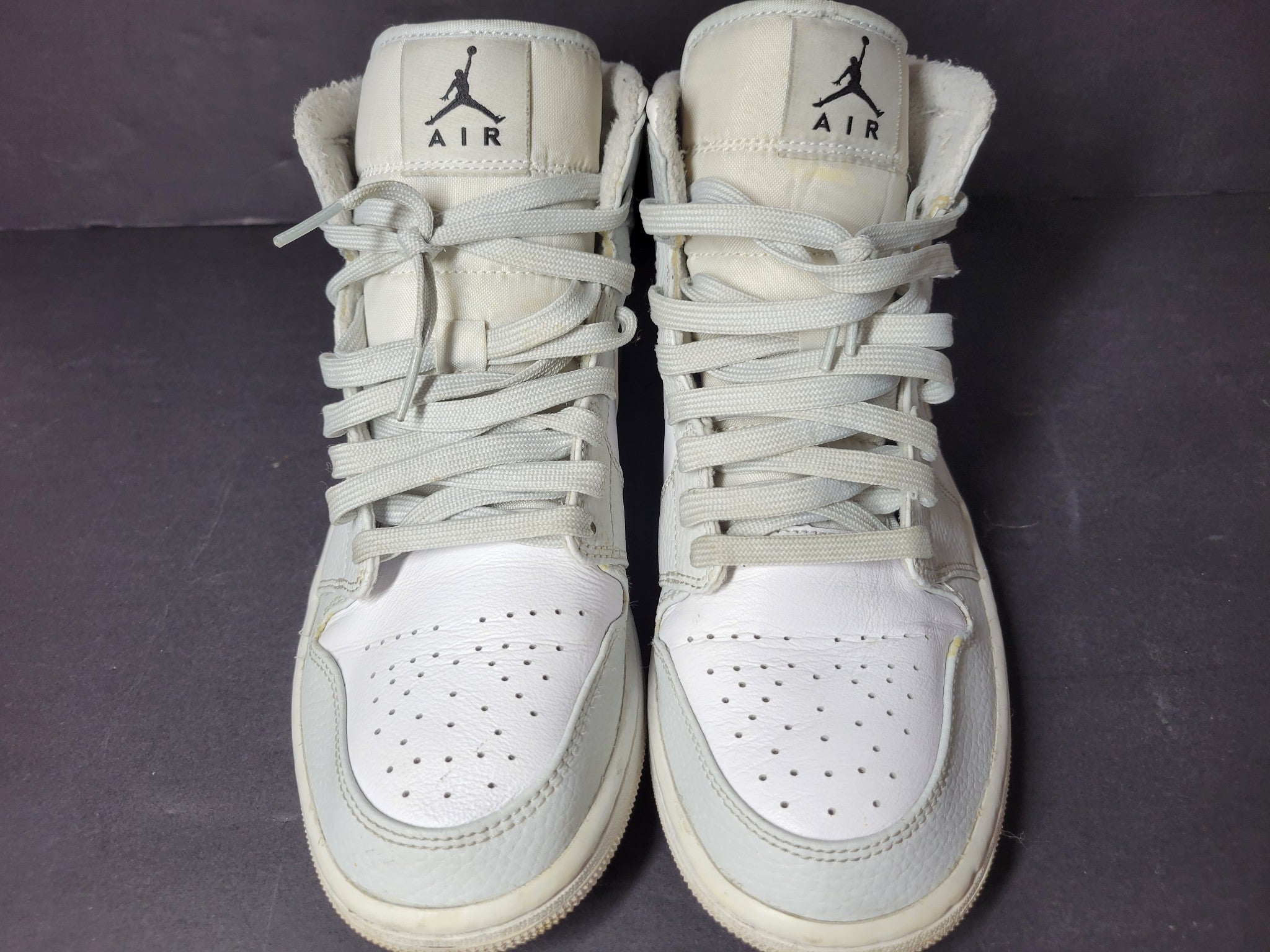 Nike Men's Air Jordan 1 Mid Swoosh Logo Sneakers DC9035-100 Gray Camo Sz 8.5