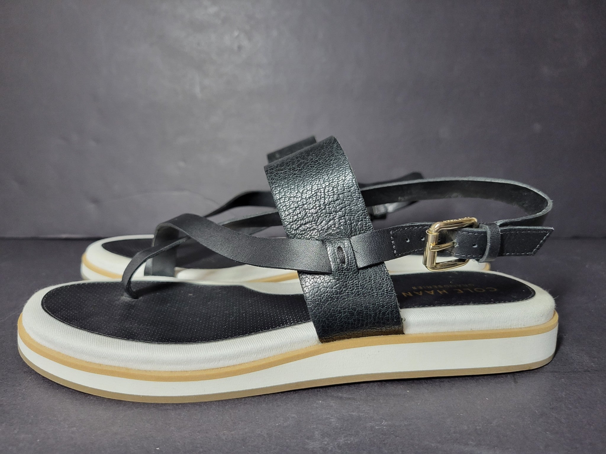 Cole Haan Women's Mandy Sandal Leather Thong Strap W25435 Black Sz 7.5