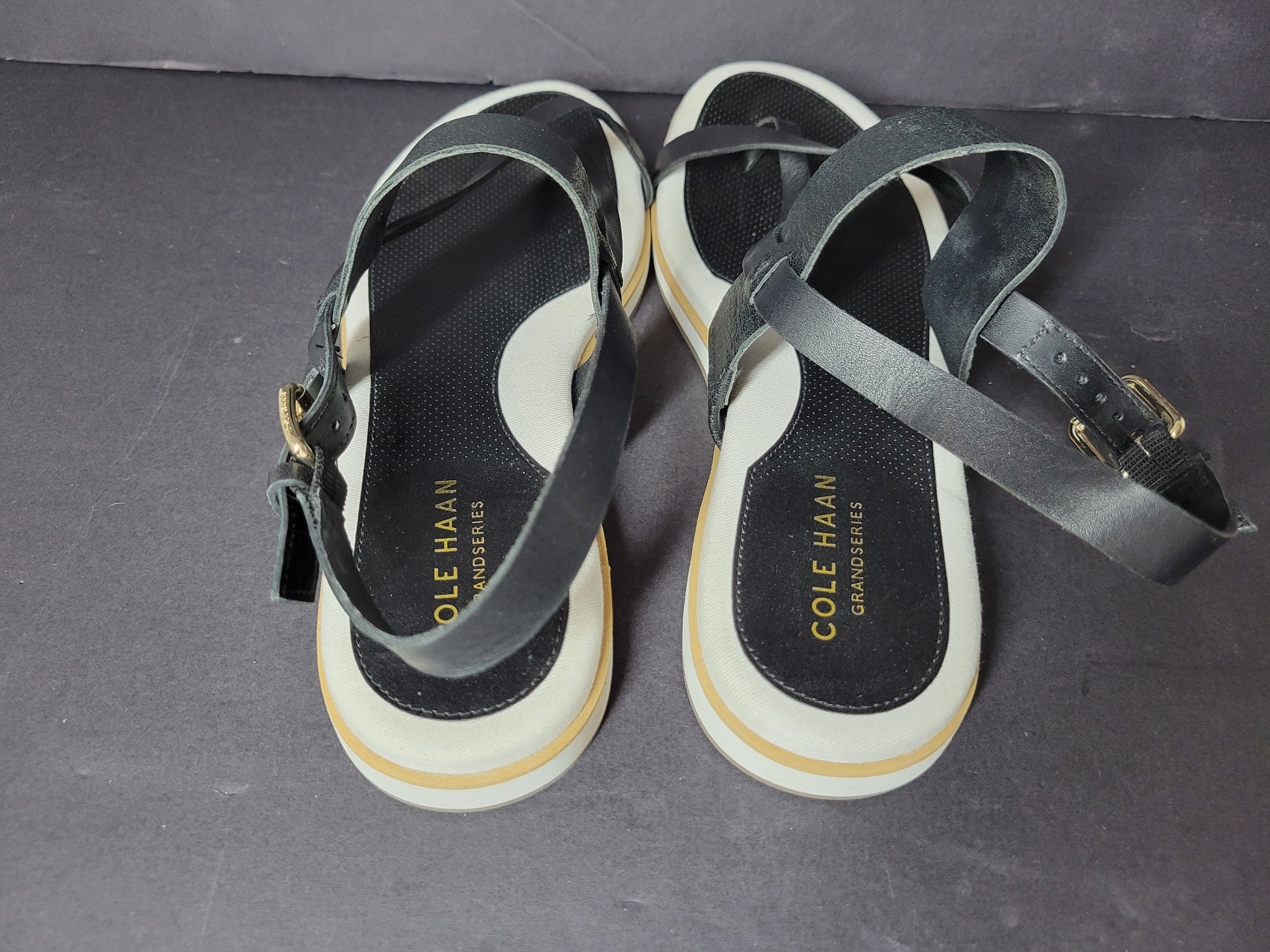 Cole Haan Women's Mandy Sandal Leather Thong Strap W25435 Black Sz 7.5