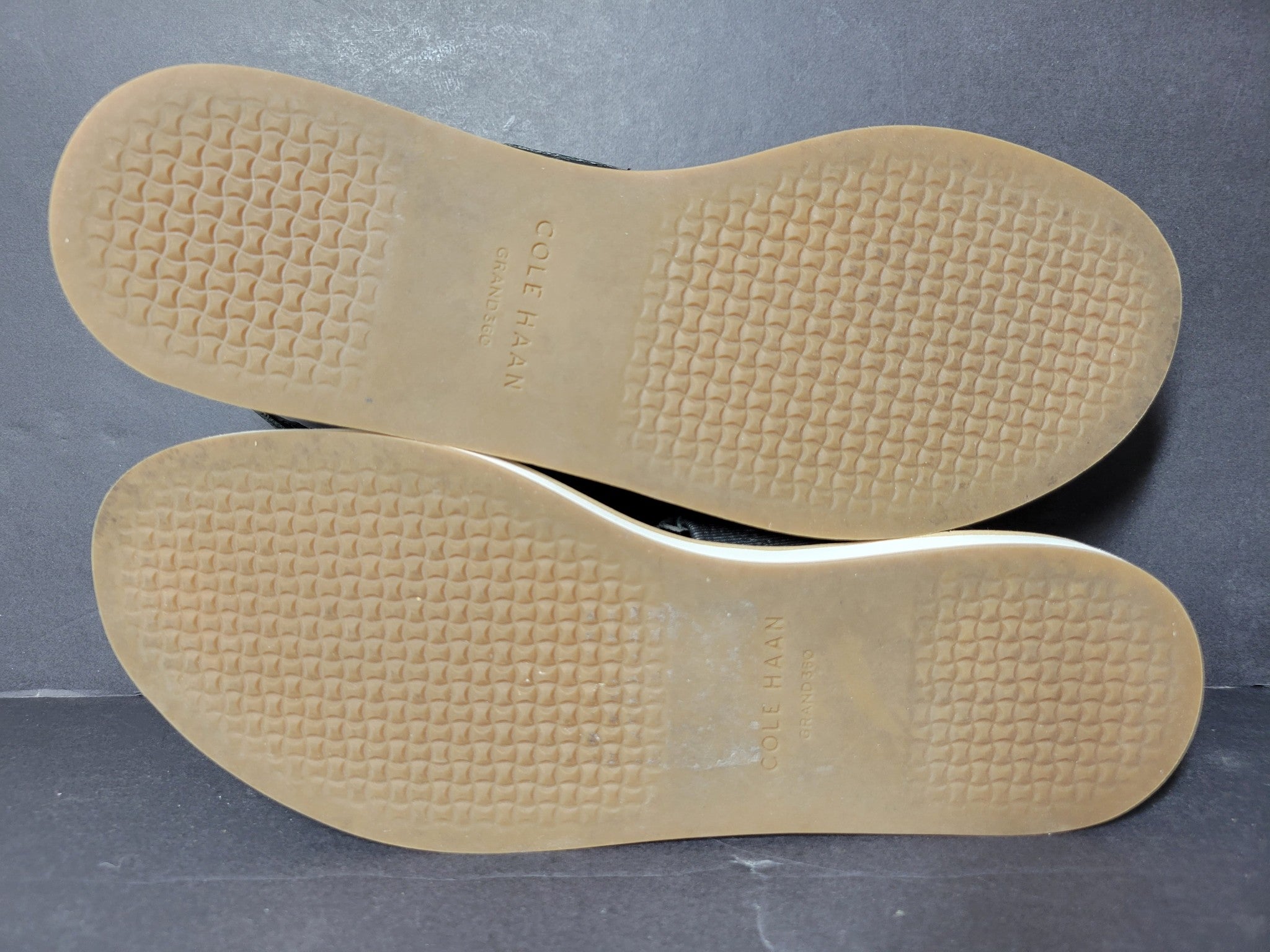 Cole Haan Women's Mandy Sandal Leather Thong Strap W25435 Black Sz 7.5