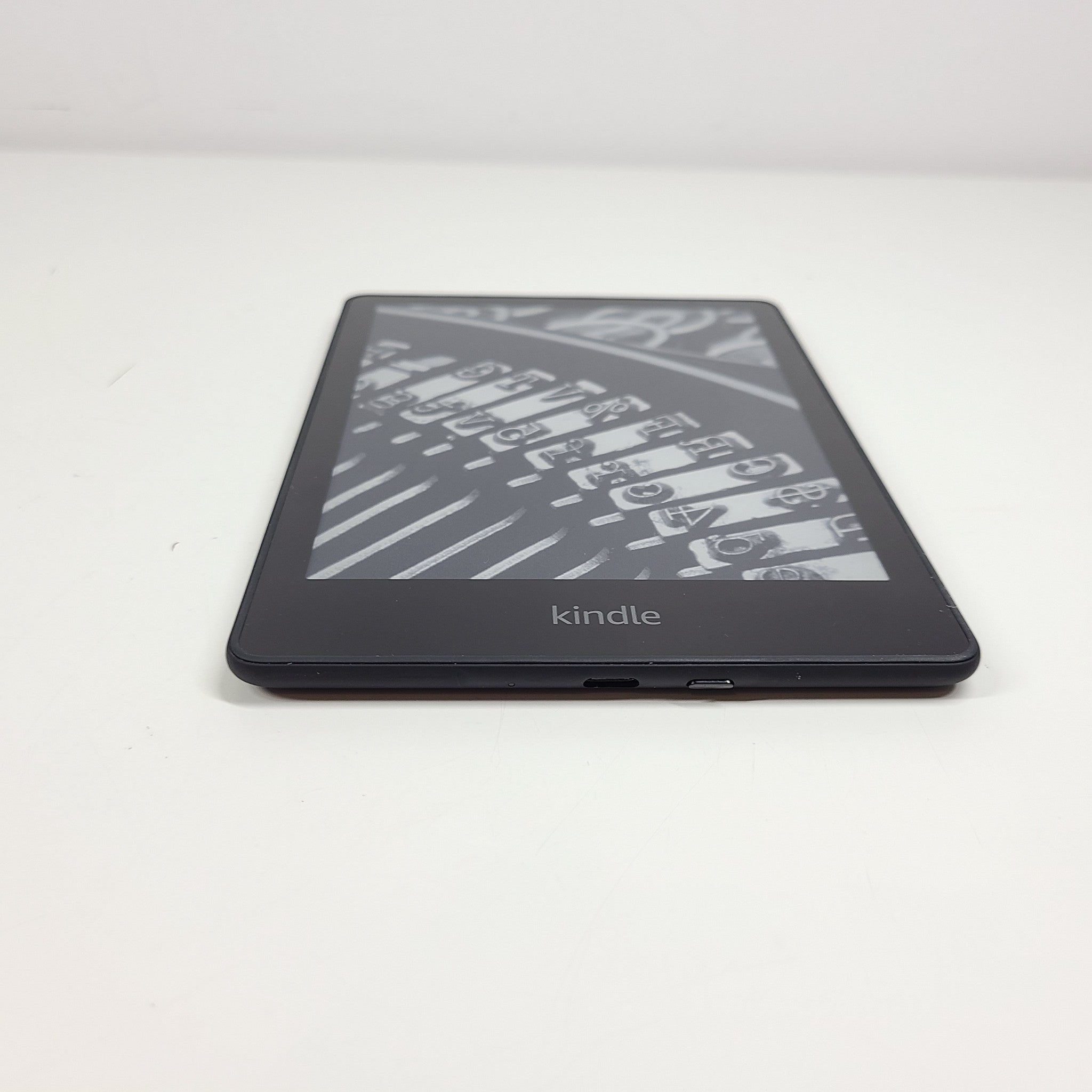 Amazon Kindle Paperwhite 11th Gen Signature 32GB, Wi-Fi, 6.8" Black - Grade A
