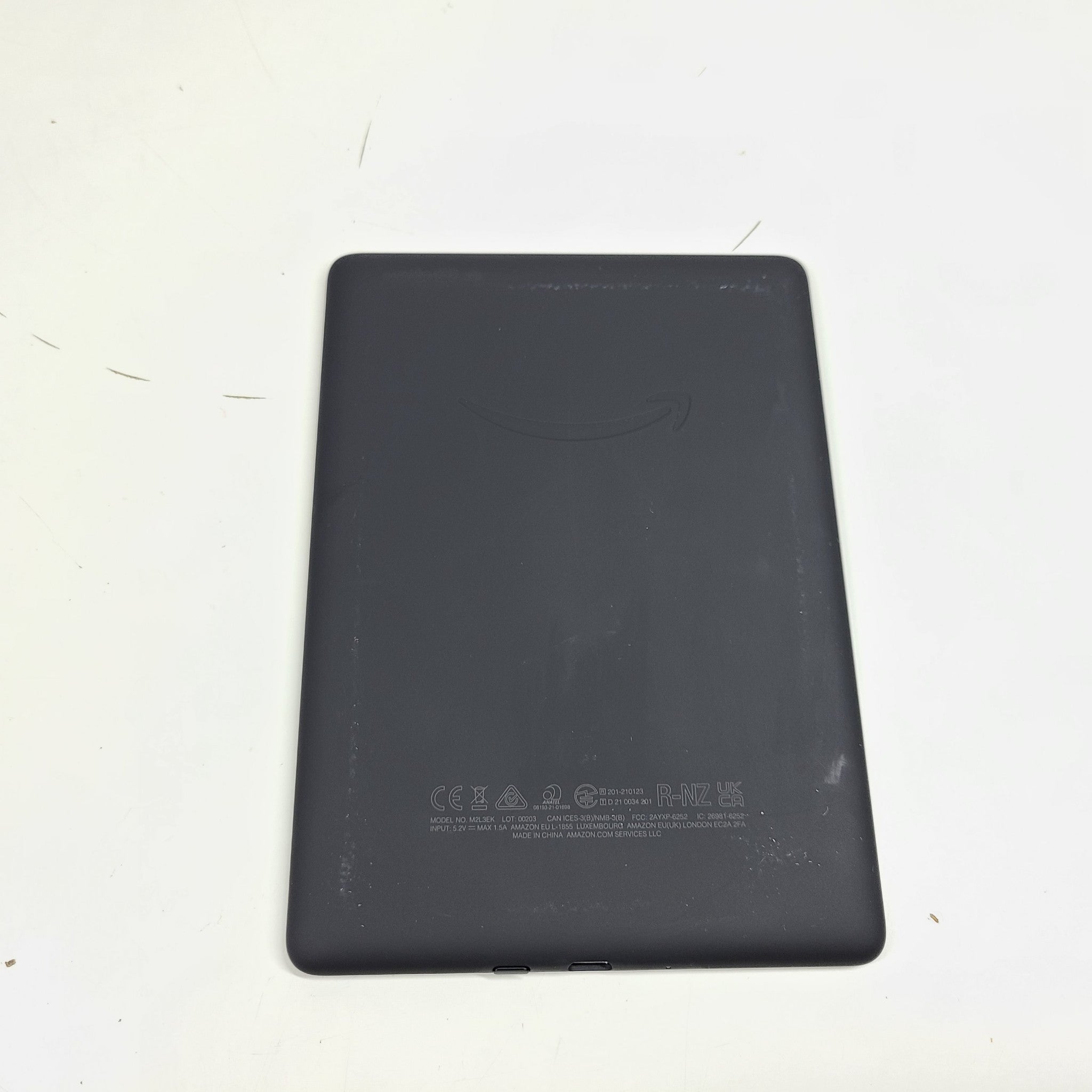 Amazon Kindle Paperwhite 11th Gen Signature 32GB, Wi-Fi, 6.8" Black - Grade A