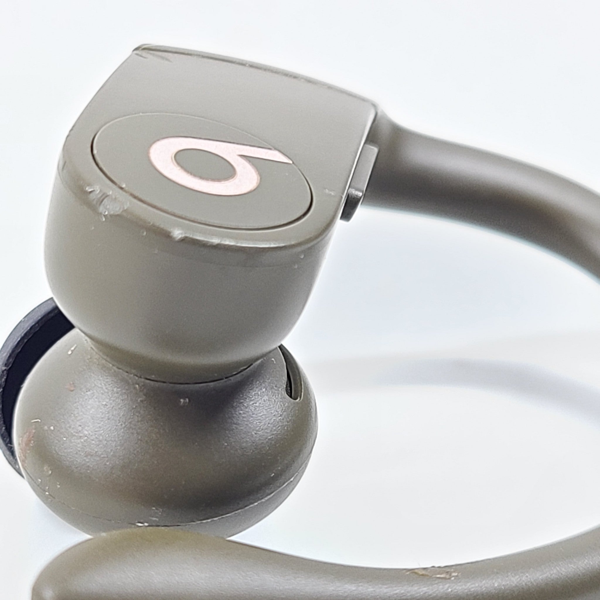 Beats by Dr. Dre Powerbeats Pro A2047 Wireless In-ear Left Side ONLY Moss Green