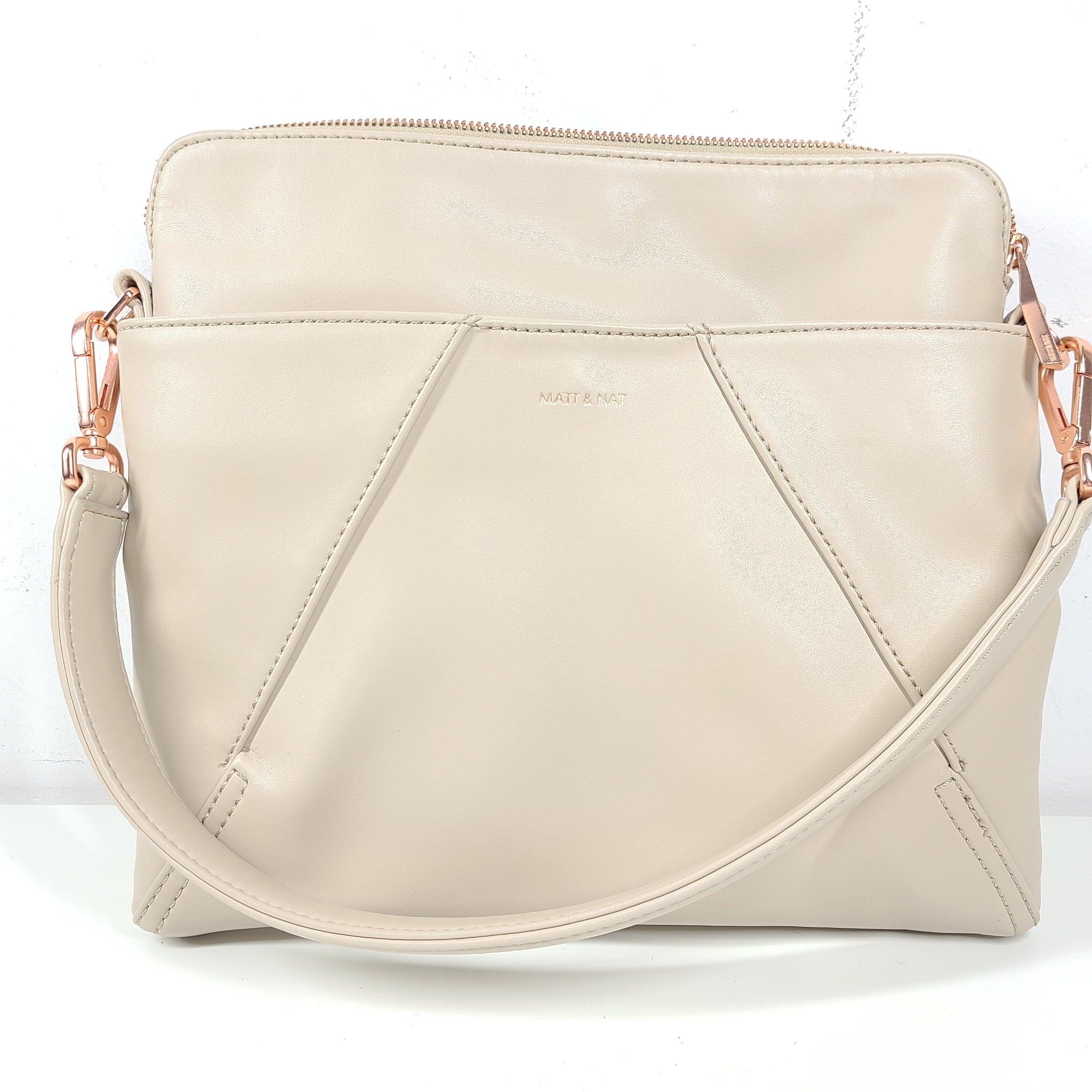 Matt & Nat Whilem Hobo Bag Vegan Leather Purse Fog Gray Beige Rose Gold Hardware