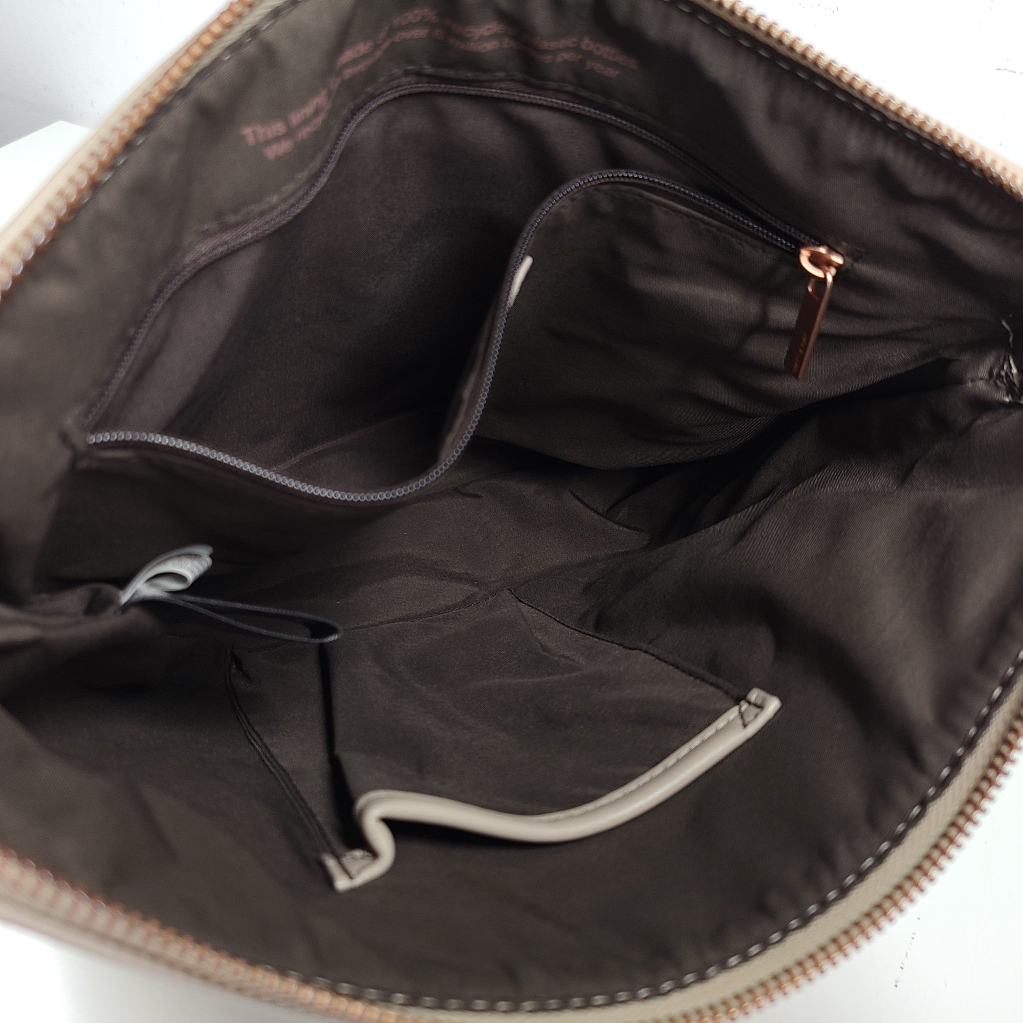 Matt & Nat Whilem Hobo Bag Vegan Leather Purse Fog Gray Beige Rose Gold Hardware