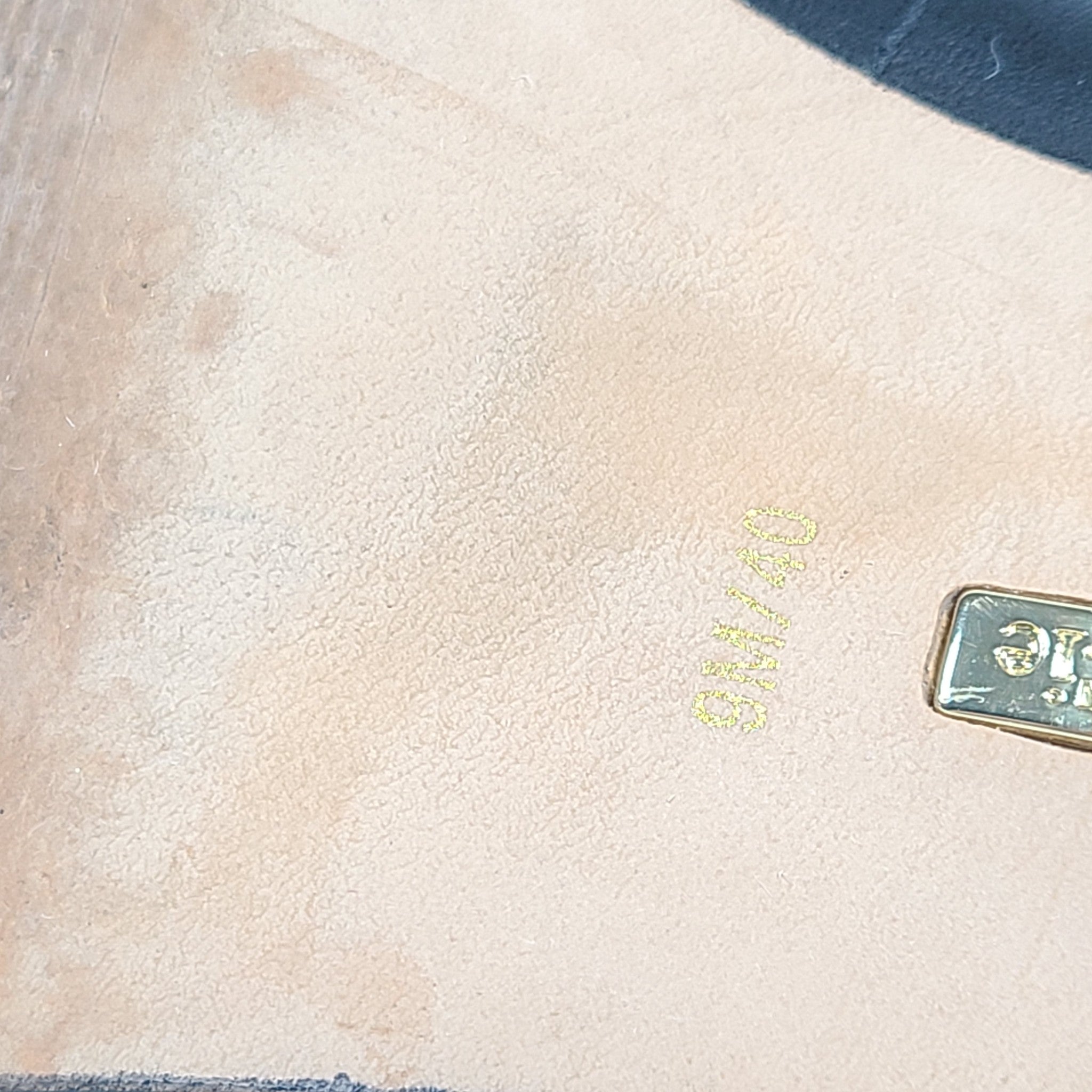 Louise et Cie Jordyna Pumps Heel Pointed Toe Black Leather US 9M