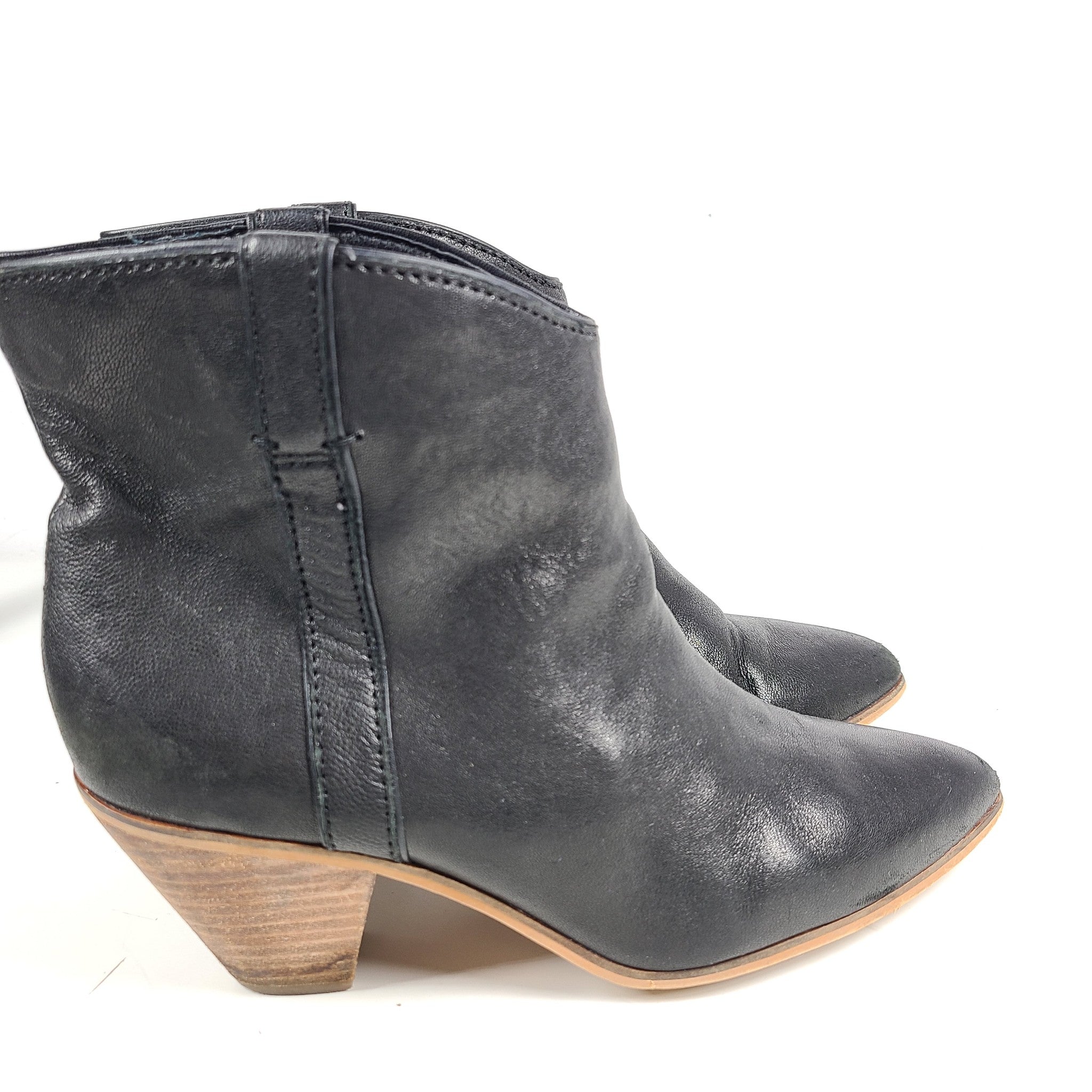 Frye & Co. Maley Pull Tab 70716 Women's Black Leather Ankle Booties US 8.5M READ