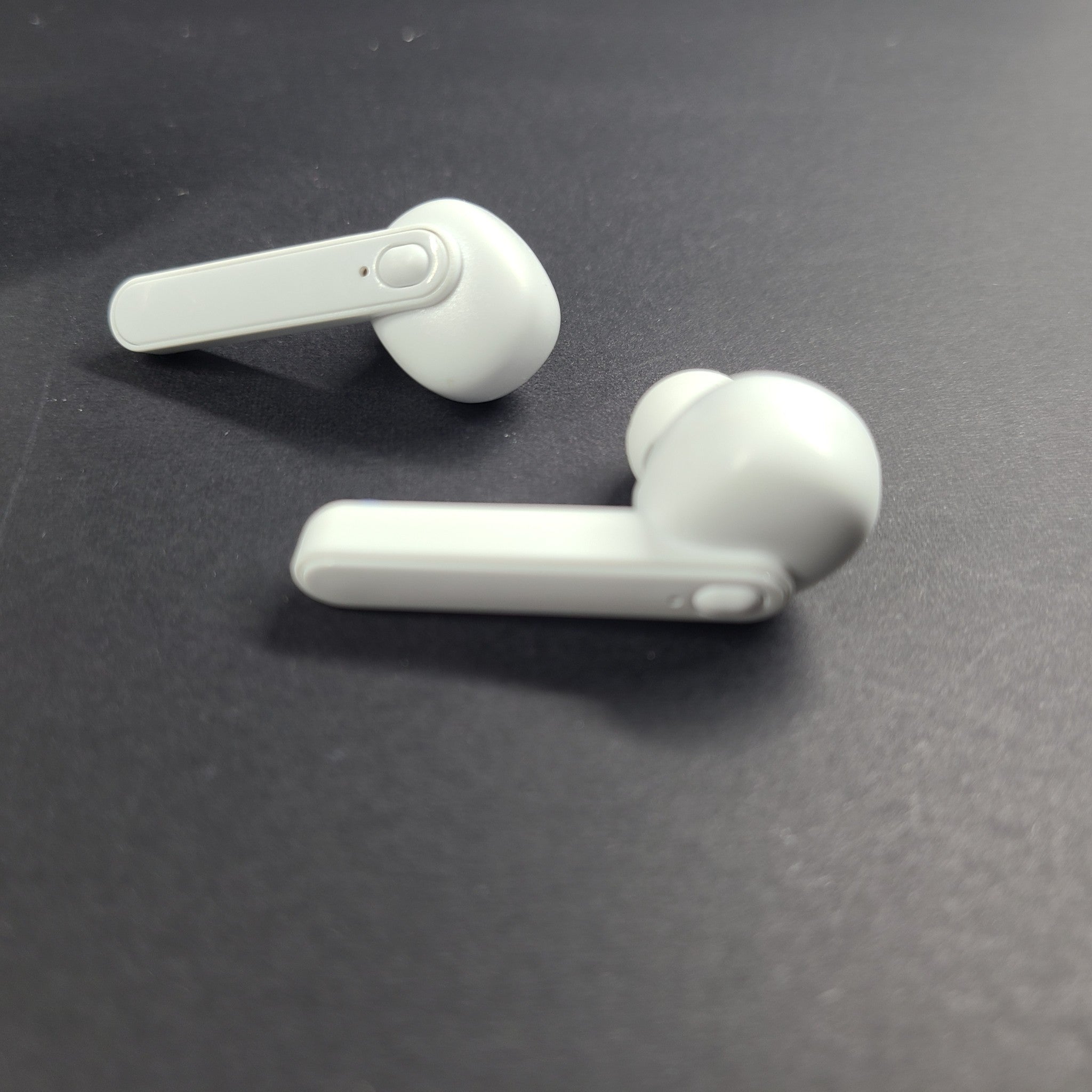 TWS True Wireless Earbuds V5.0 Bluetooth Earphones w/ Charging Case White