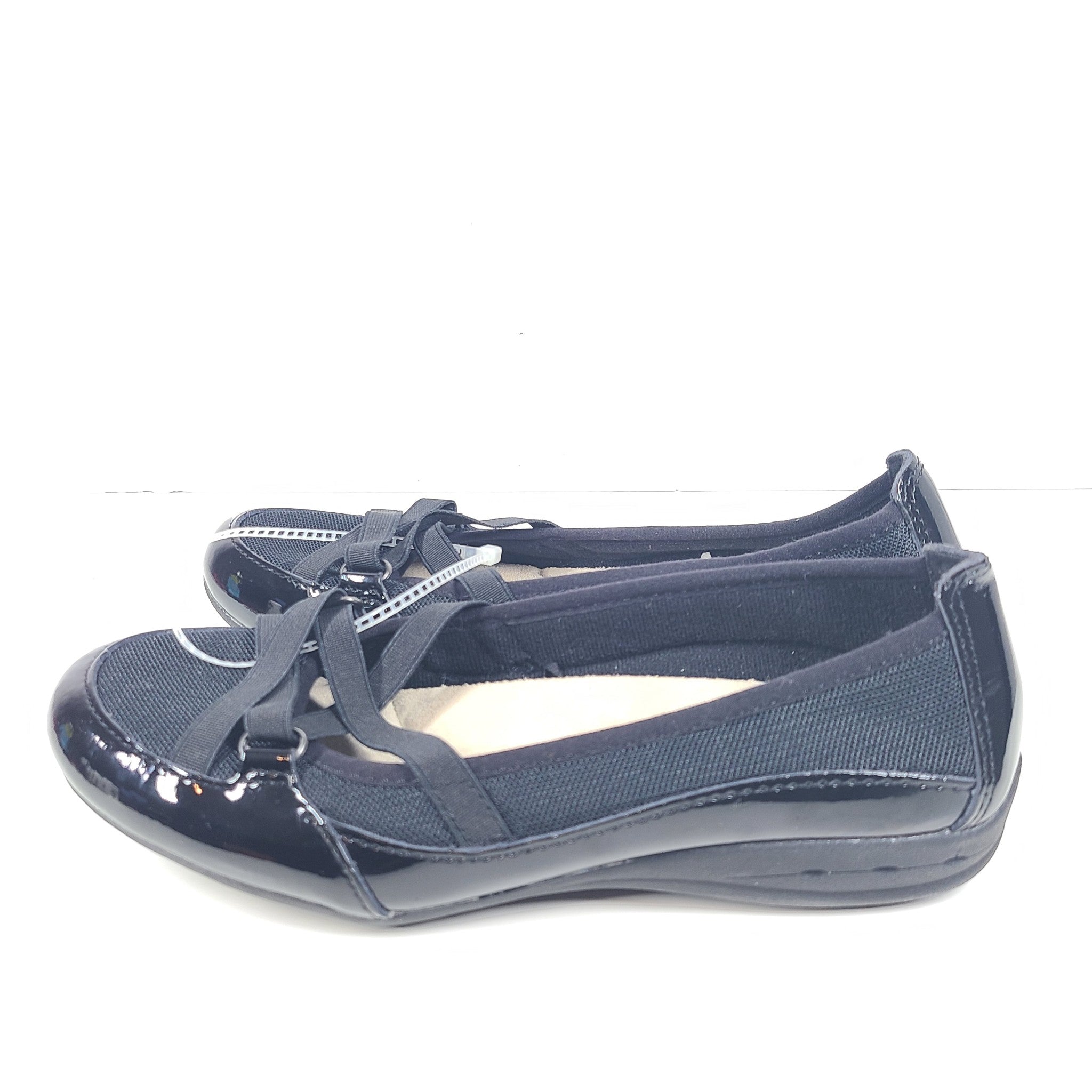 White Mountain Women's Slip On Loafers Leather Glossy Black Gel Sole US 7.5