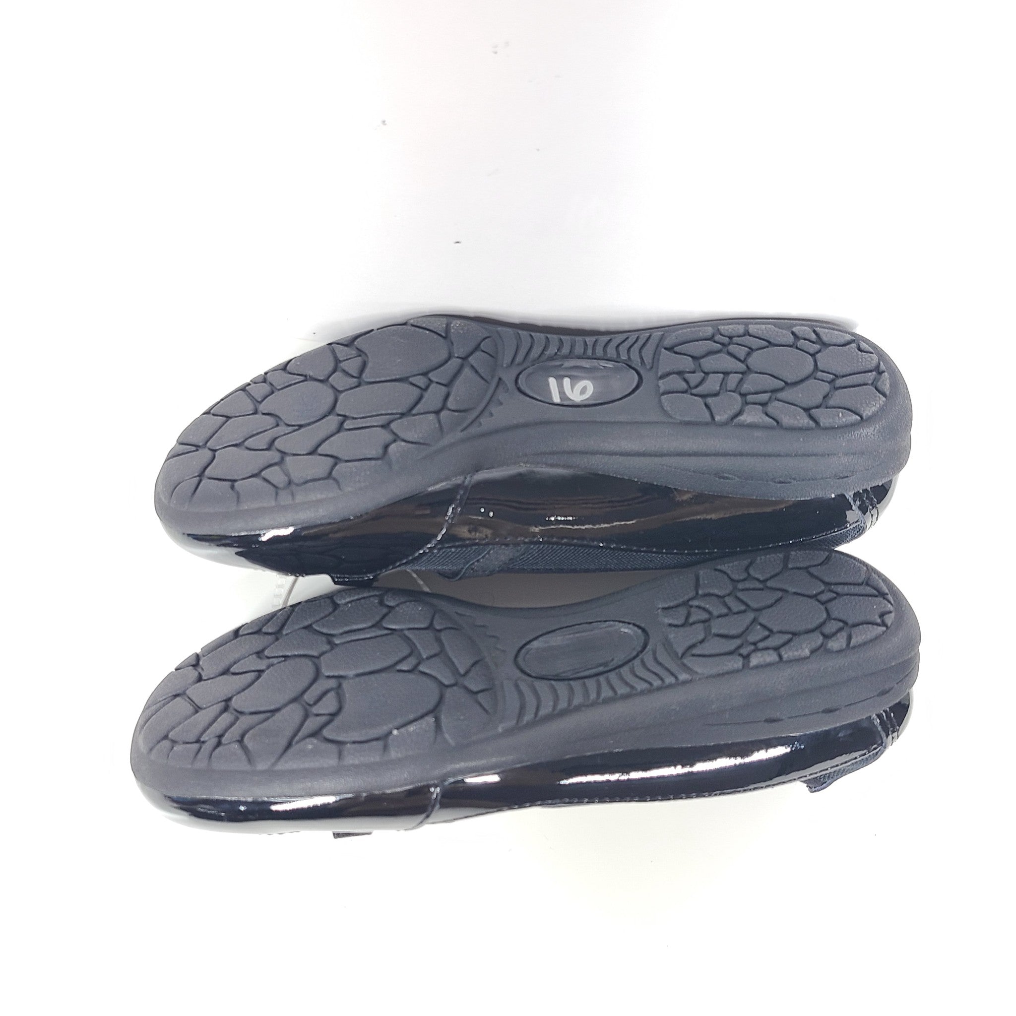 White Mountain Women's Slip On Loafers Leather Glossy Black Gel Sole US 7.5