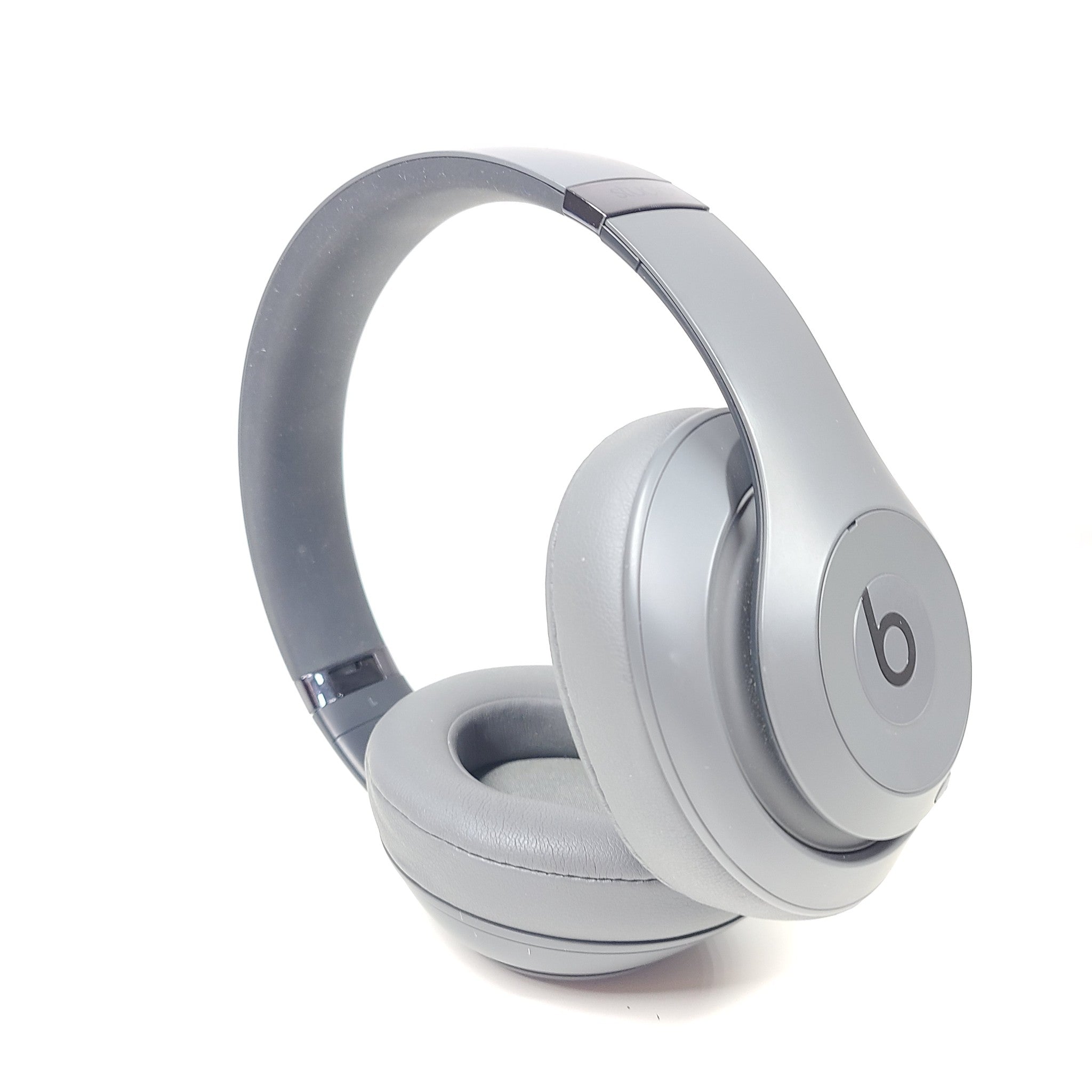 Beats by Dr. Dre Studio3 Wireless Over Ear Headphones - Gray