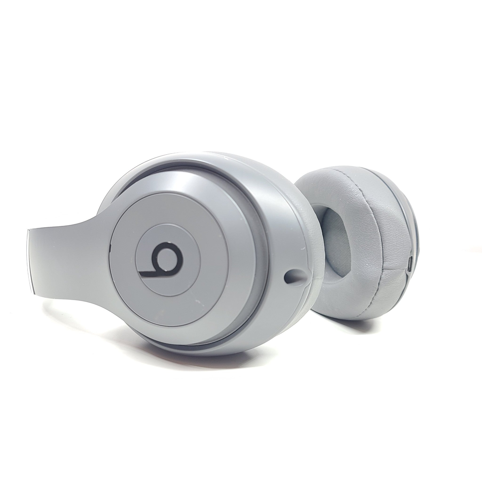 Beats by Dr. Dre Studio3 Wireless Over Ear Headphones - Gray