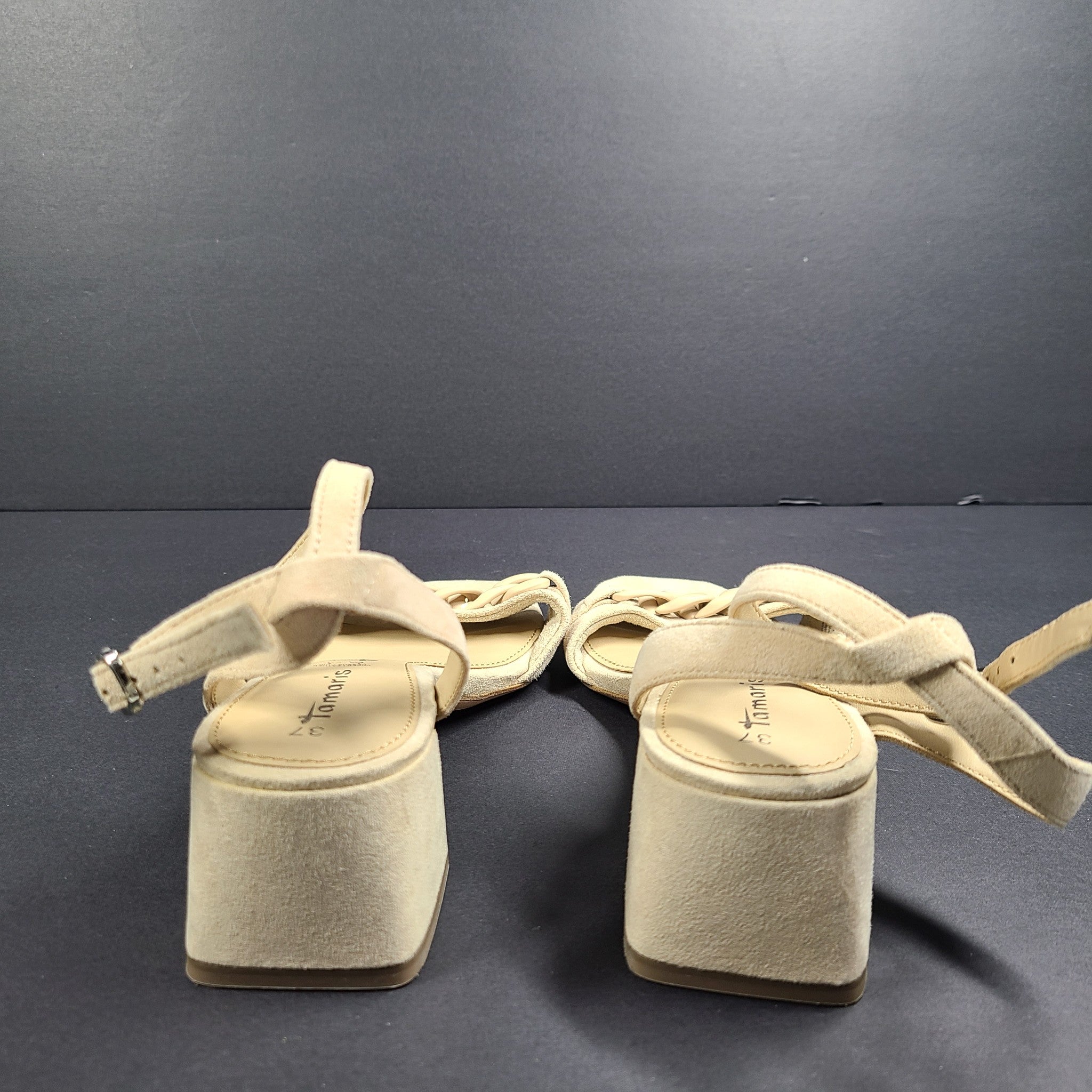 Tamaris Leather Heeled Open Toe Sandals w Chain Detail Beige Sz 6