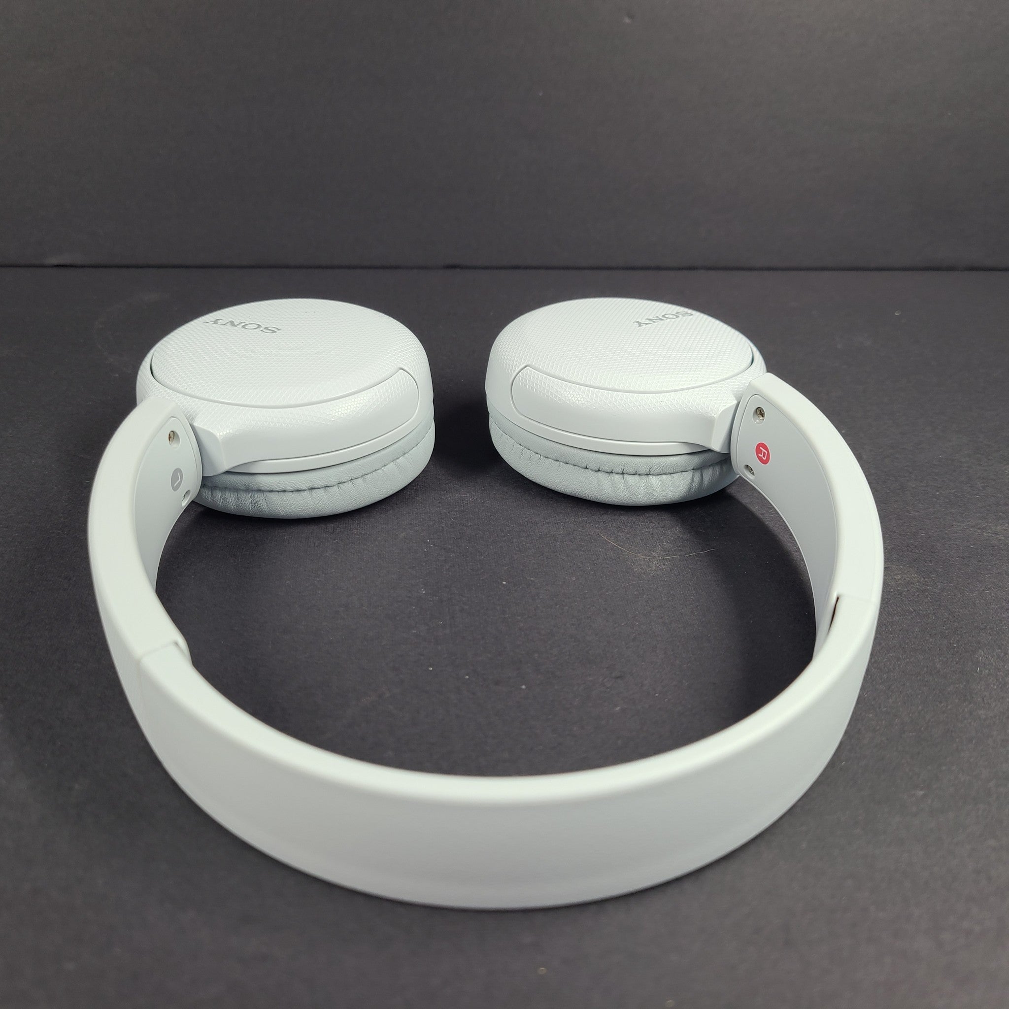 Sony WH-CH510 Wireless Bluetooth On the Ear Headphones - White