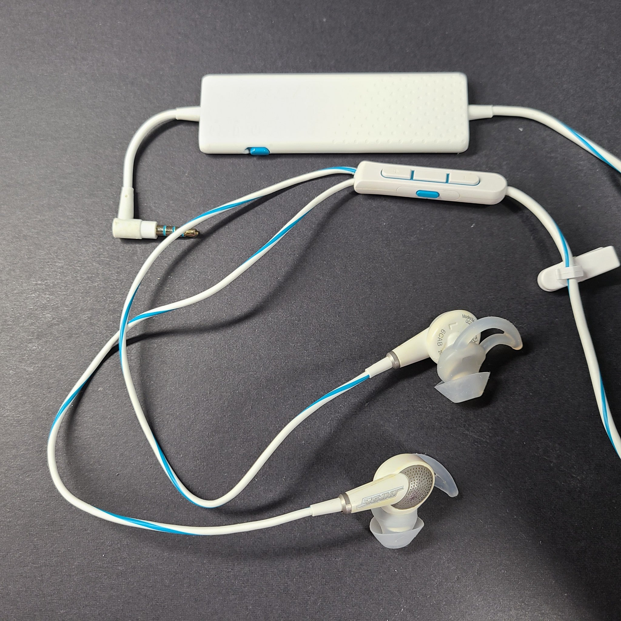 Bose QuietComfort 20 Apple Noise-Cancelling Earphones Earbuds QC20i - White