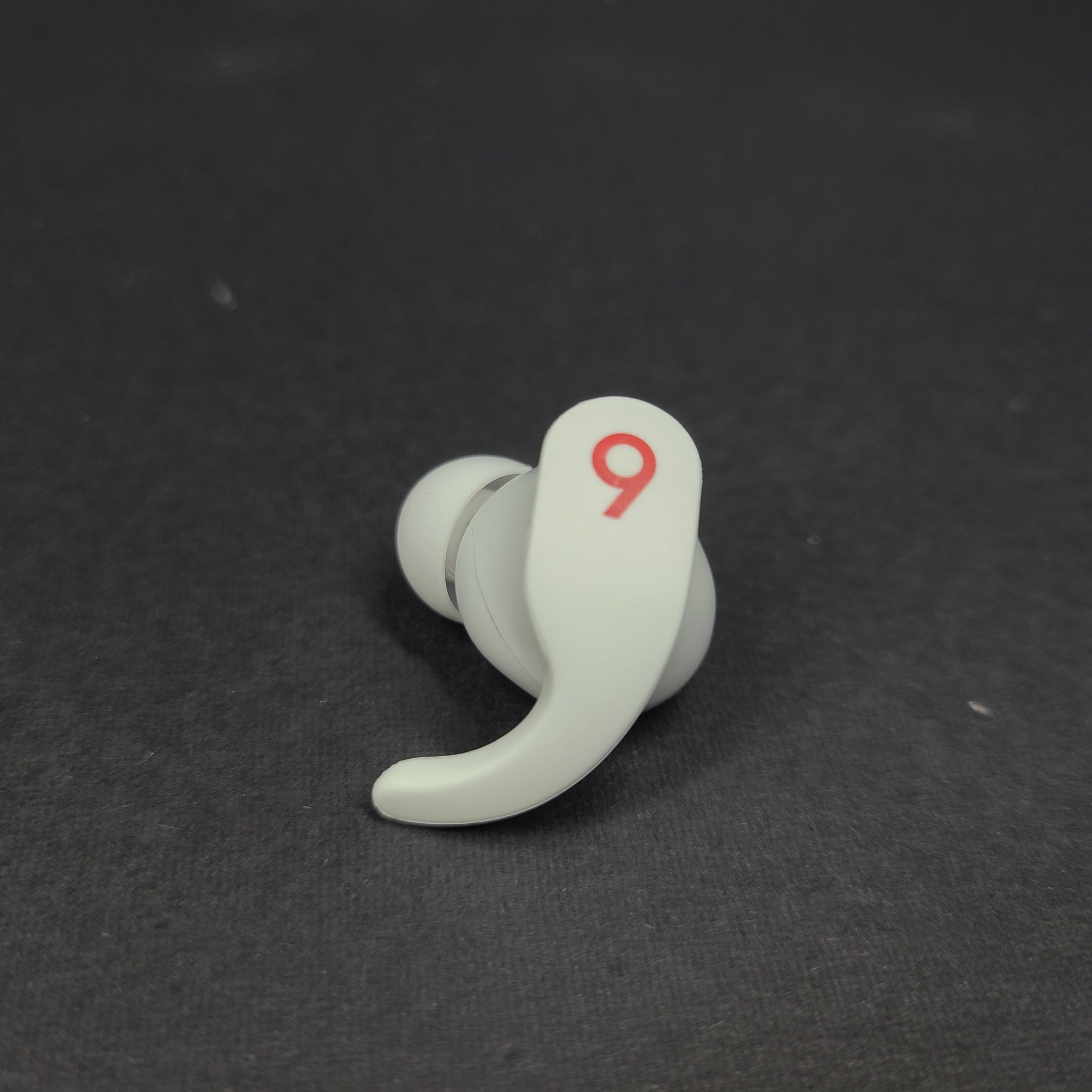 Beats by Dr. Dre Fit Pro True Wireless RIGHT SIDE EARBUD ONLY - White