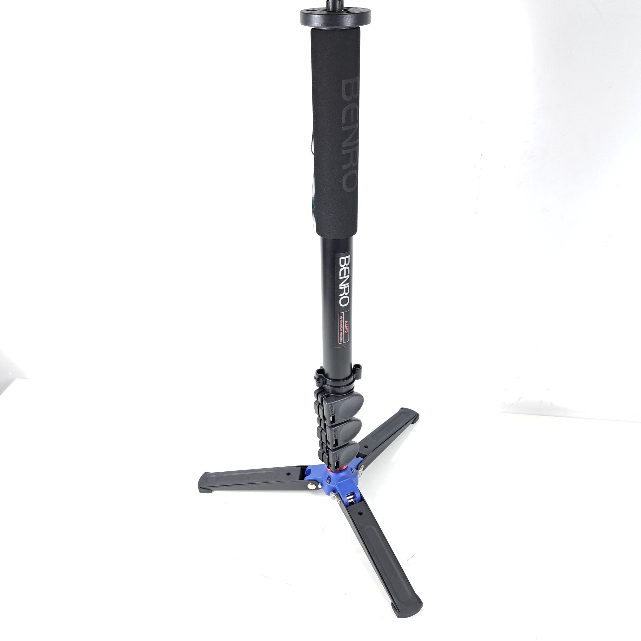 Benro A38FD Series 3 Aluminum Flip Lock Monopod with 3-Leg Locking Base