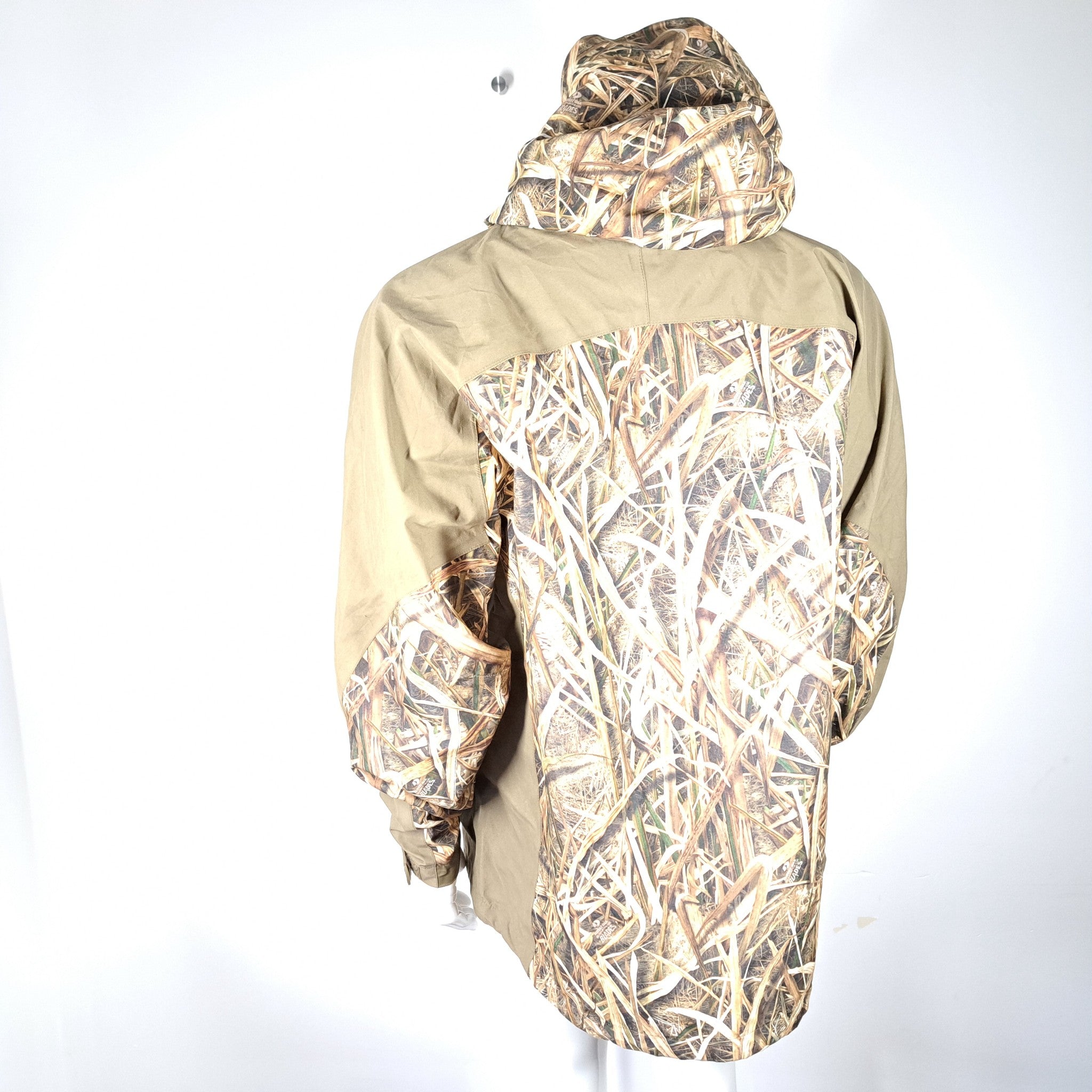 Banded Men's Pathfinder 3L Hunting Jacket Camouflage Waterproof Sz 2XL XXL