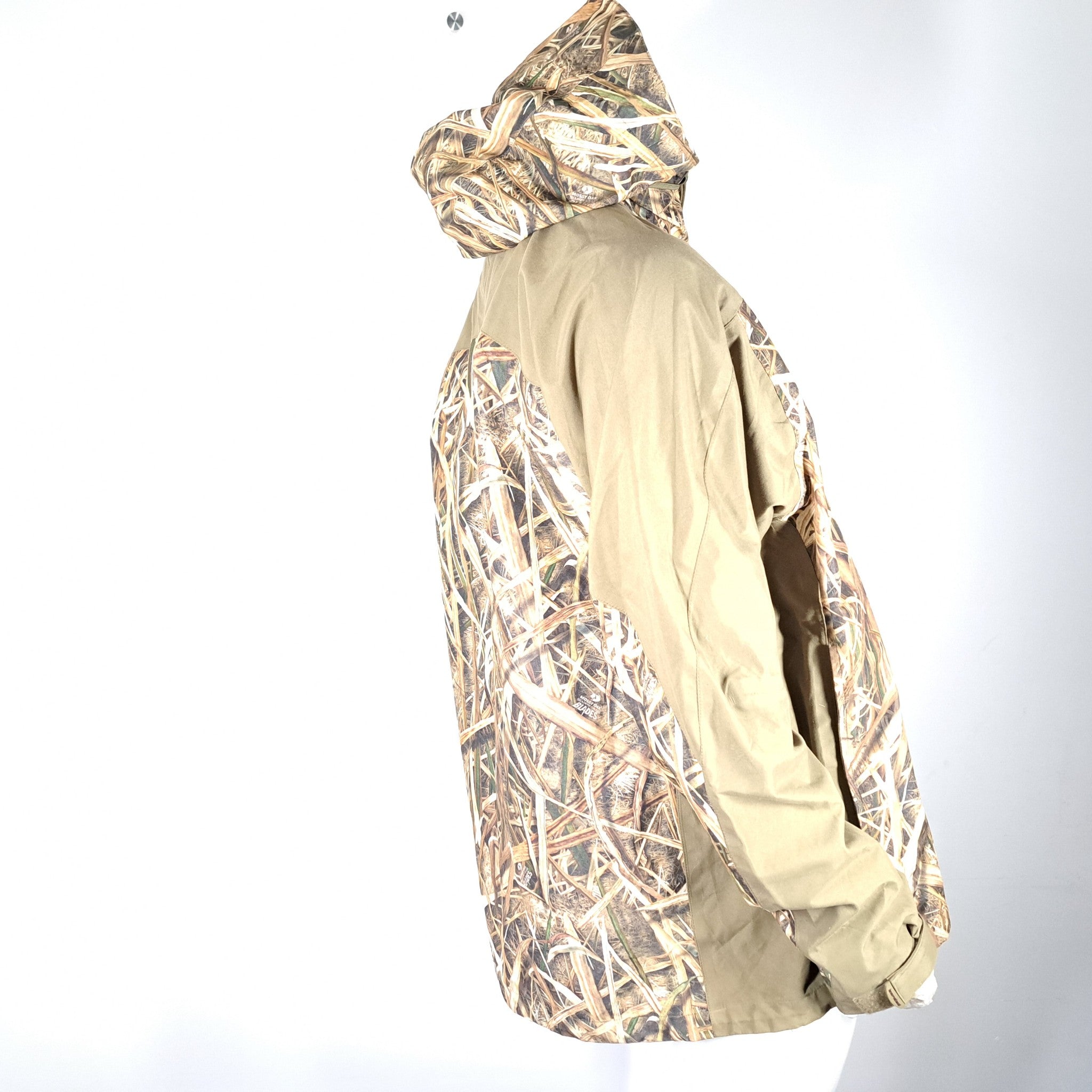 Banded Men's Pathfinder 3L Hunting Jacket Camouflage Waterproof Sz 2XL XXL