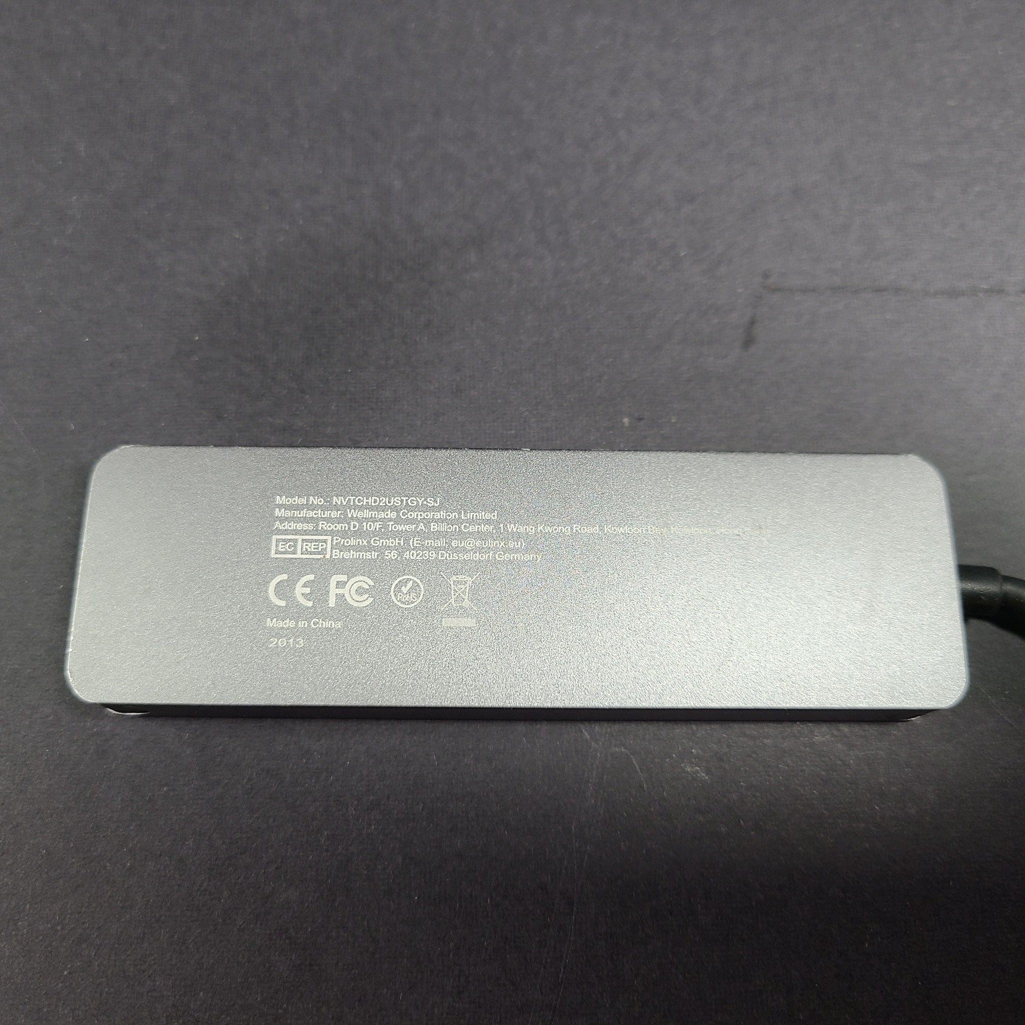 NOVOO 5-in-1 USB-C Hub with SD Card, TF Adapter, USB Splitter & 4K HDMI Adapter