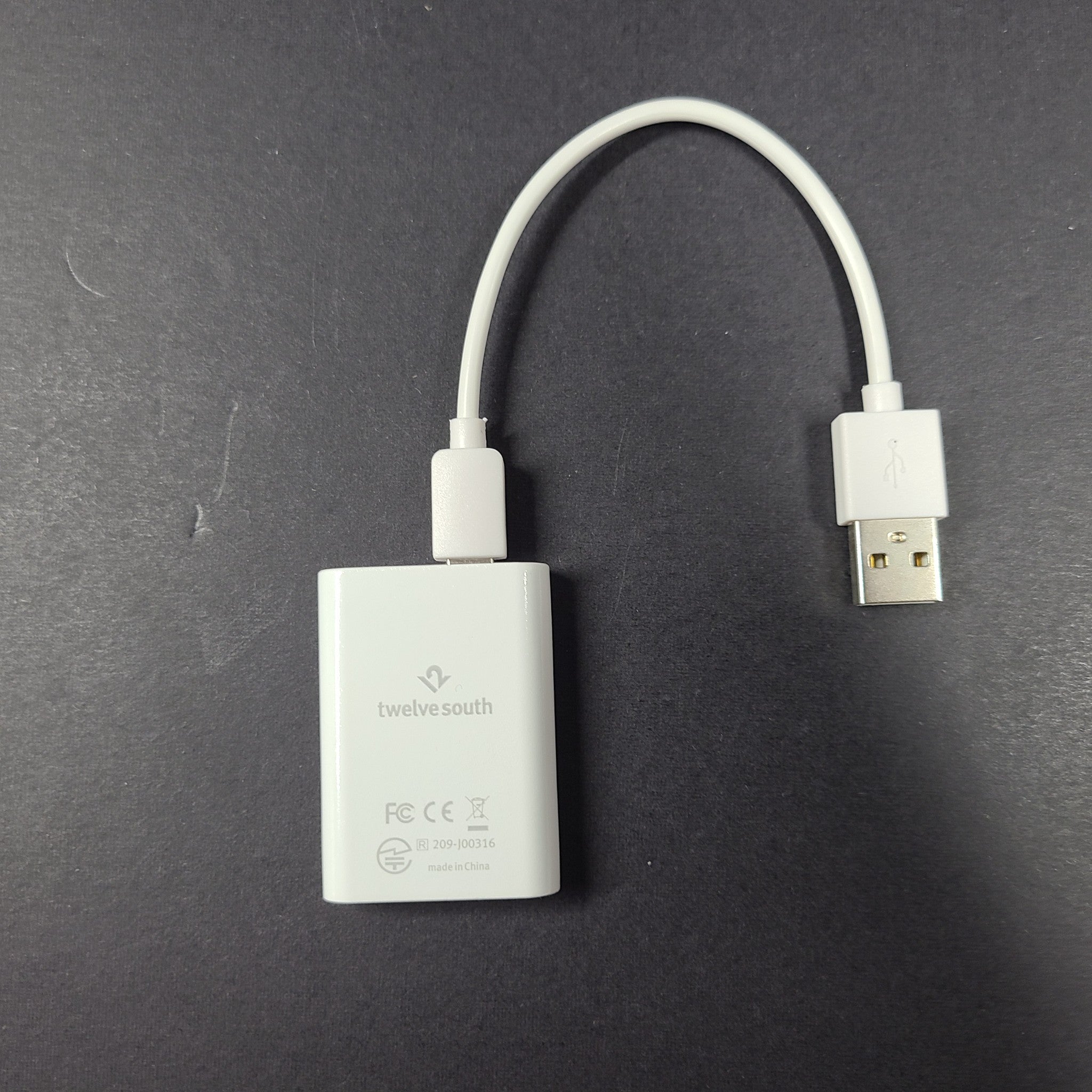 12South AirFly Headphone Jack Adapter USB 3.5mm - White