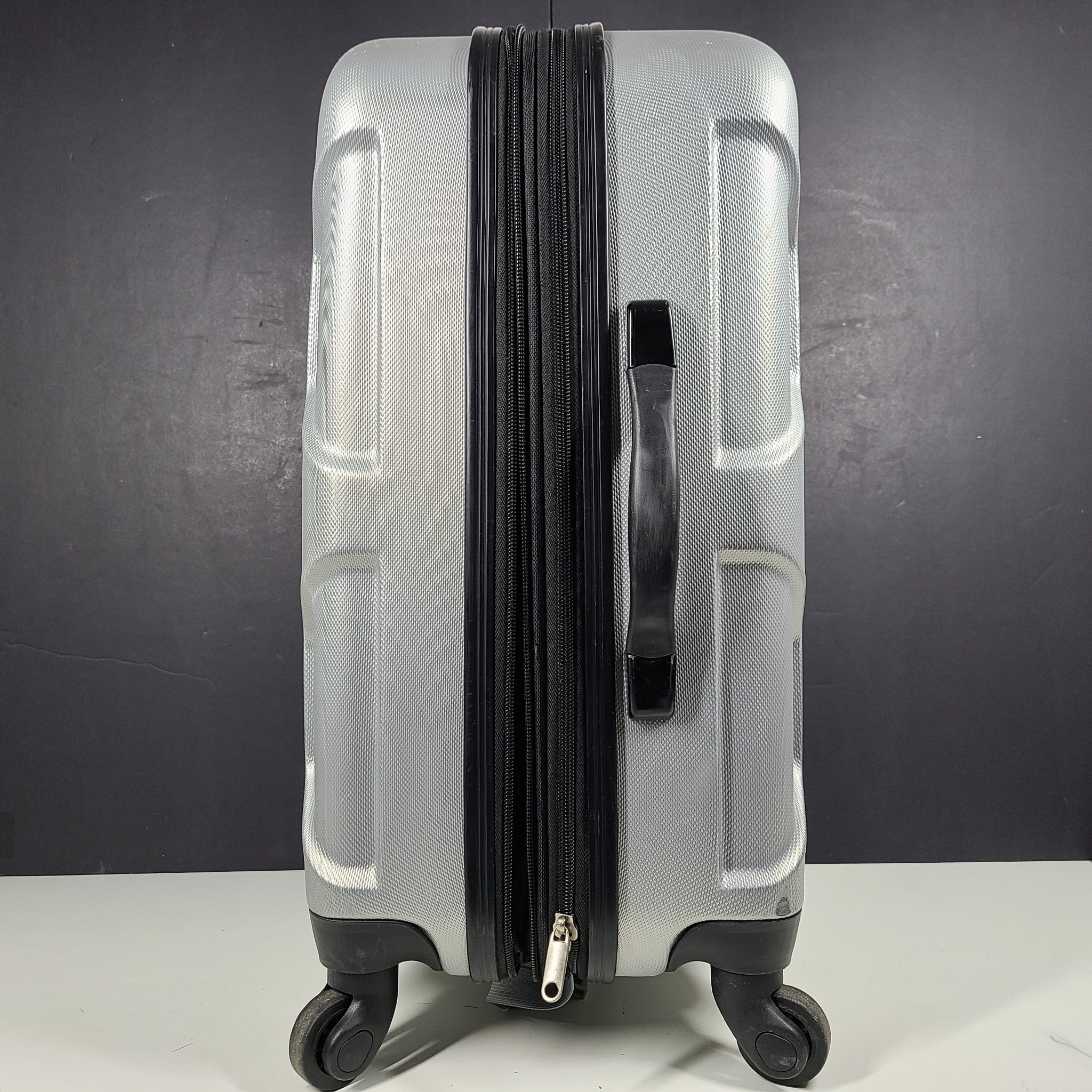 Outbound 22" Spinner Carry On Cabin Luggage Light Hardshell Expandable Gray