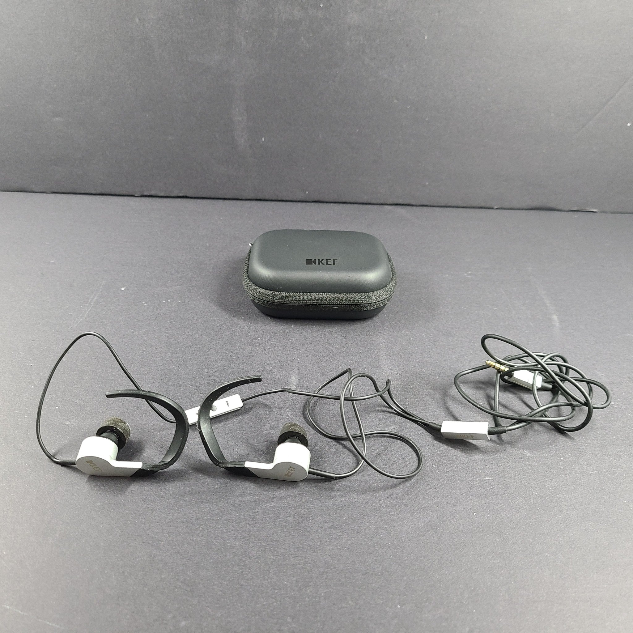 KEF M200 Hi-Fi Premium Earphones Headphones In Ear Wired Aluminium/Black