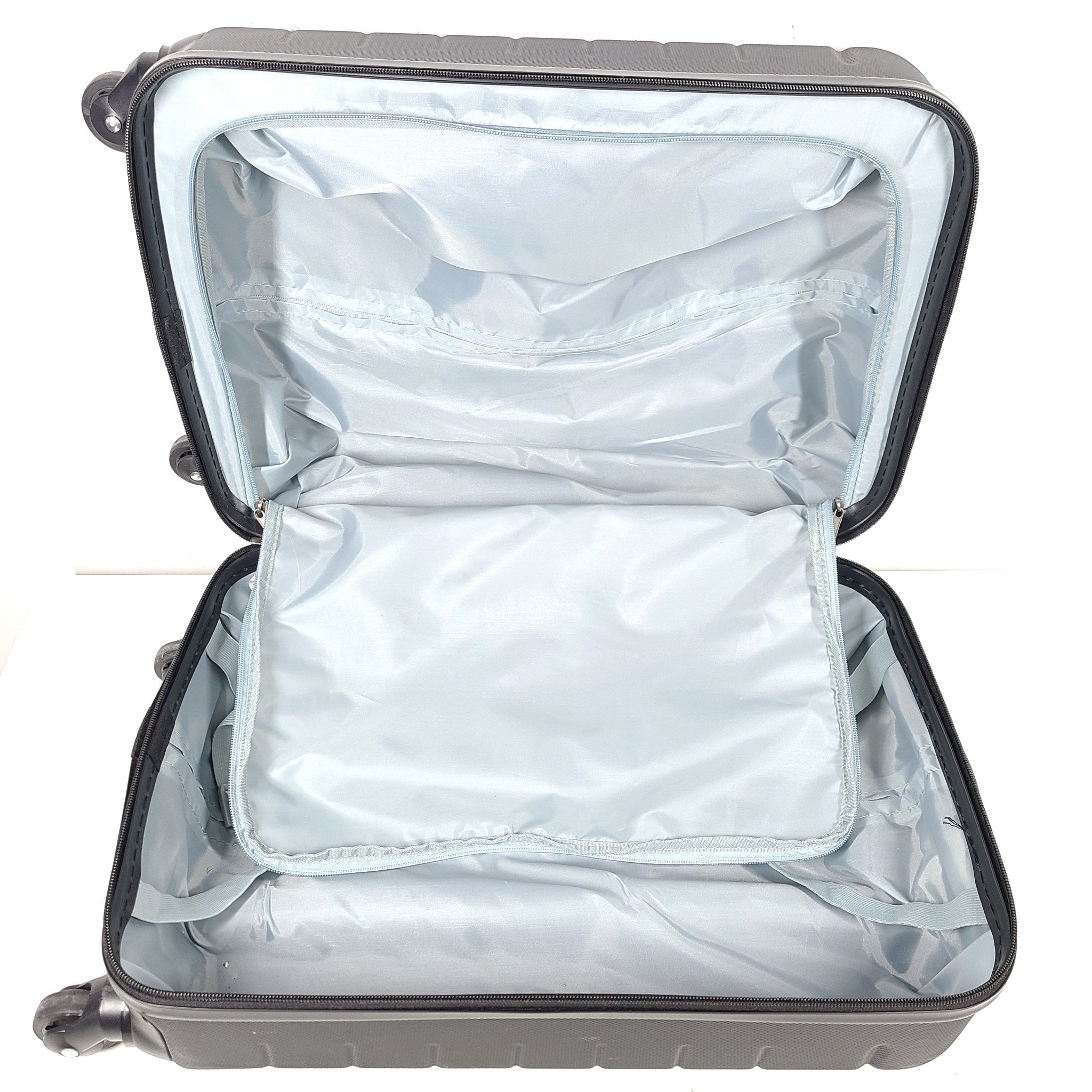 Outbound 22" Hardside Spinner Carry On Cabin Luggage Charcoal Gray