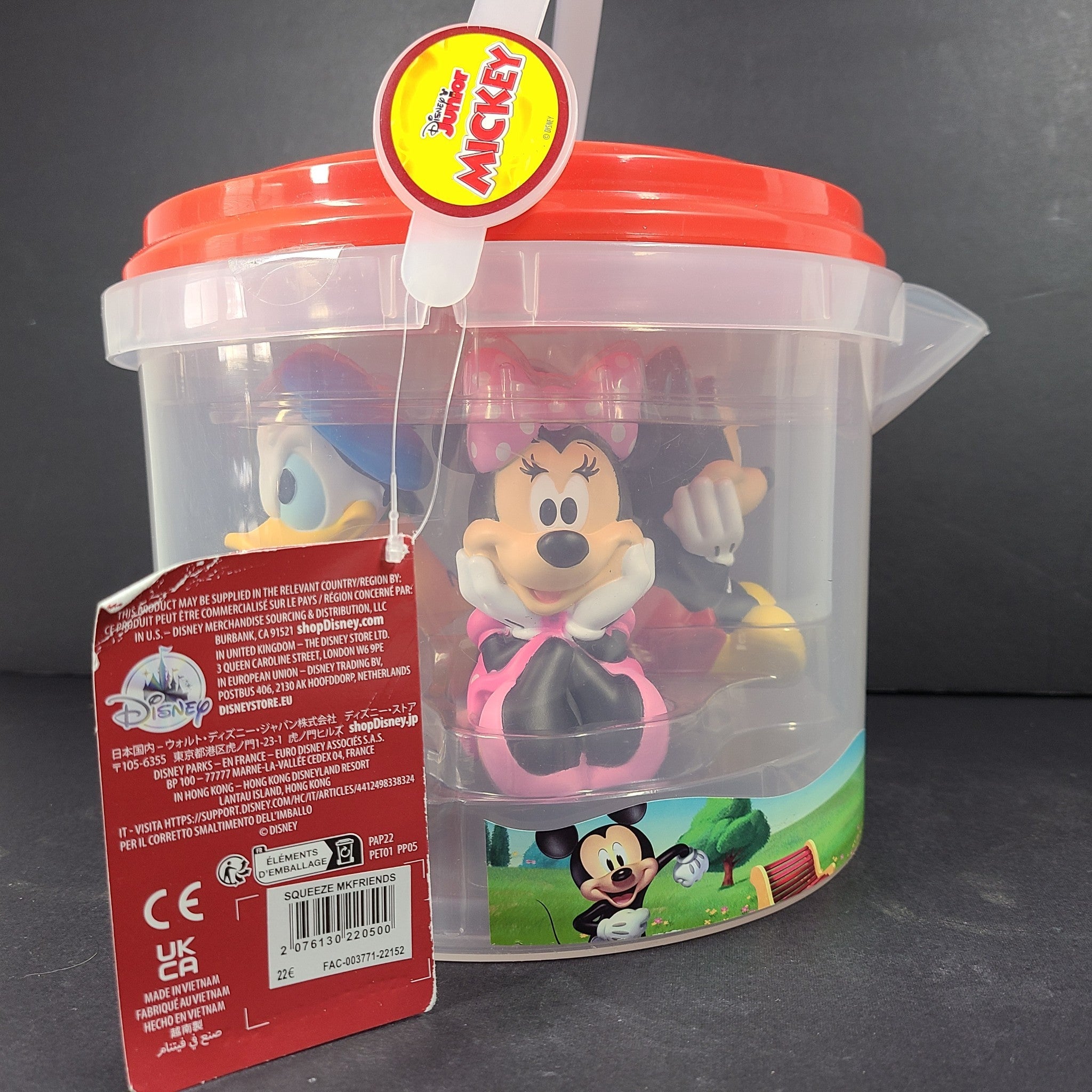 7 Pc Set Disney Mickey Mouse and Friends Bath Set with Bucket and Strainer Top