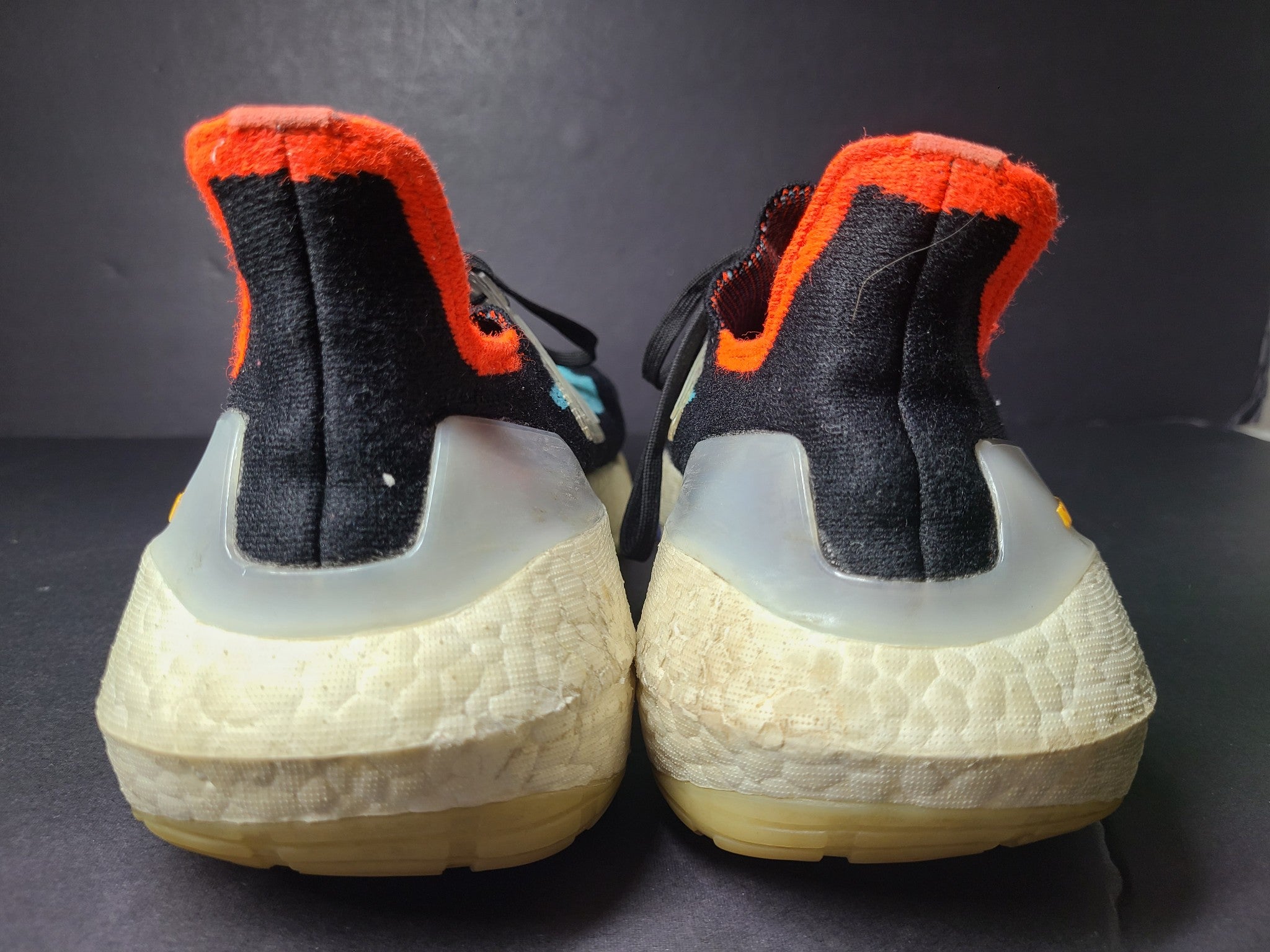 Adidas Men's UltraBoost 21 Black Pulse Aqua Sneakers Shoes S23867 Sz 11.5