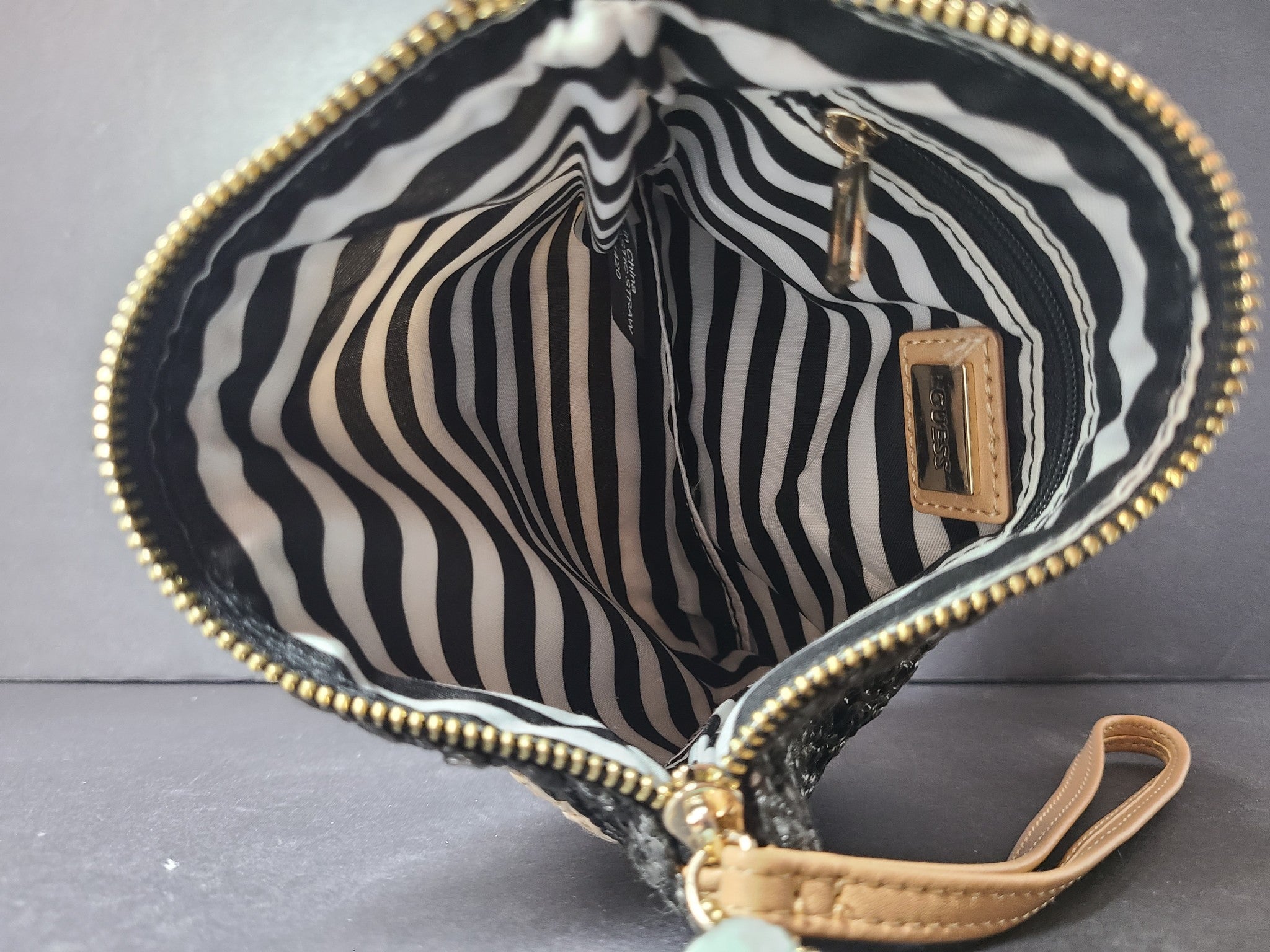 Guess Women's Straw Raffia Clutch Bag Striped Beige/Black