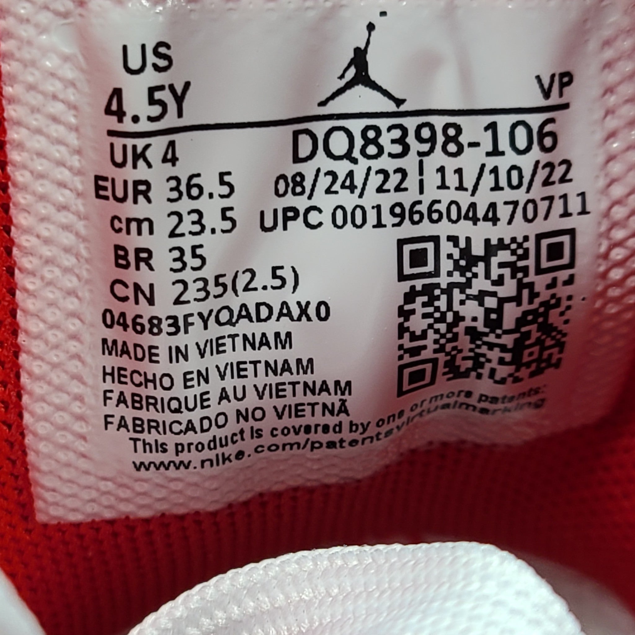 Nike Junior GS Jordan Stay Loyal 2 Sneakers DQ8398-106 White Red Black Sz 4.5Y