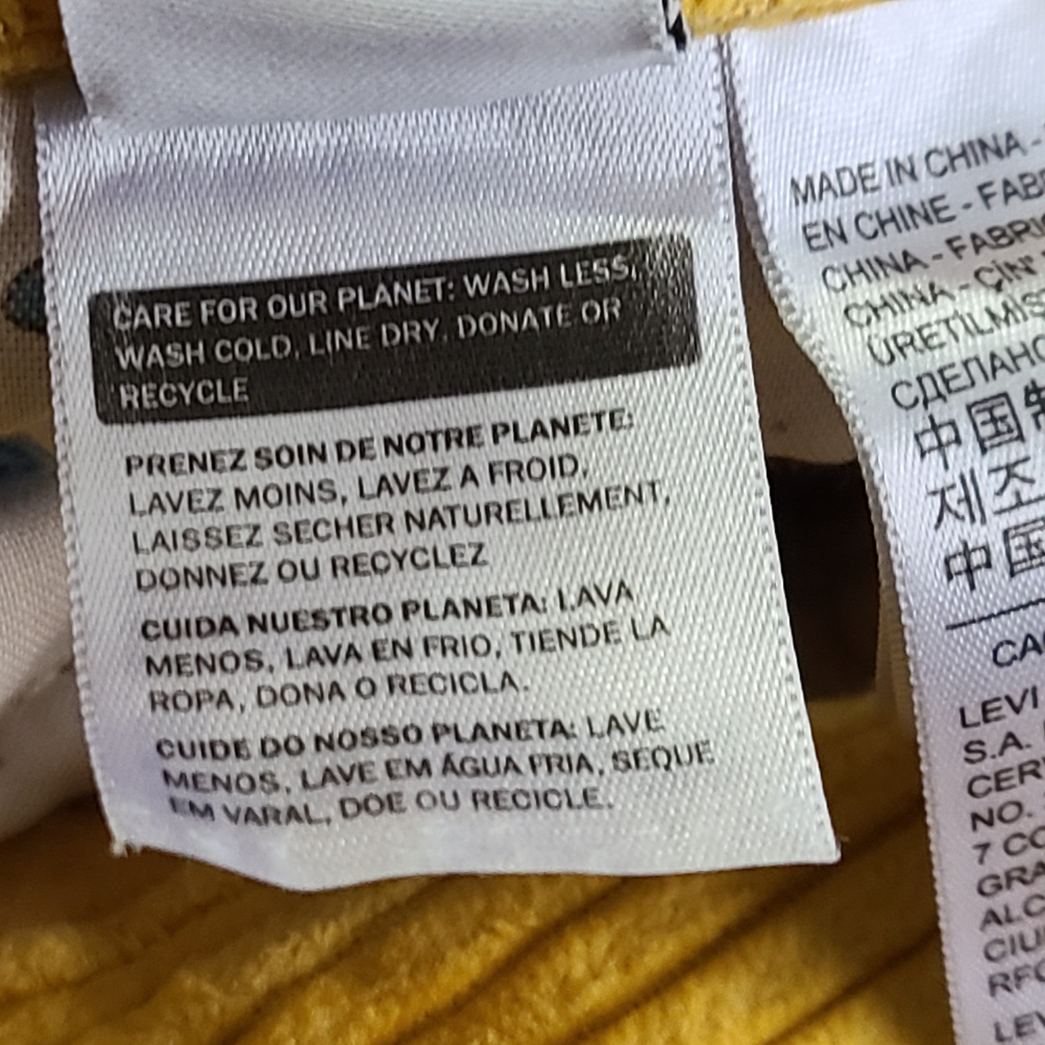 Levi's Women's The Simpsons™ X High Loose Corduroy Jeans Cotton Yellow Sz 26