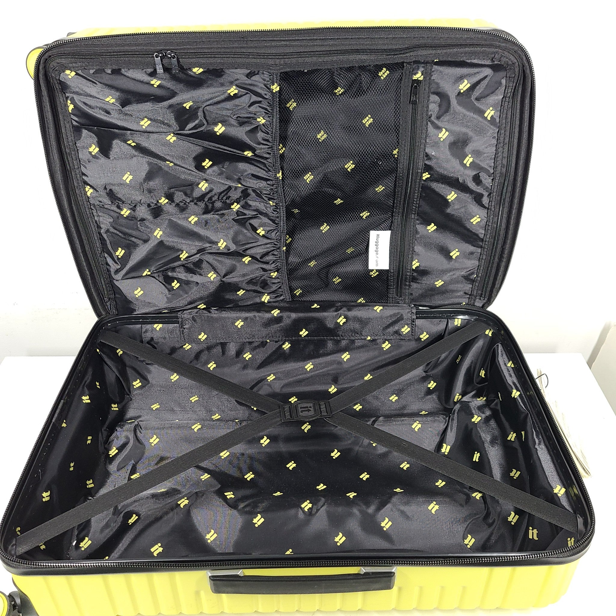 it luggage 27" Medium Spinner Expanding Hardshell Check In Luggage Light Yellow