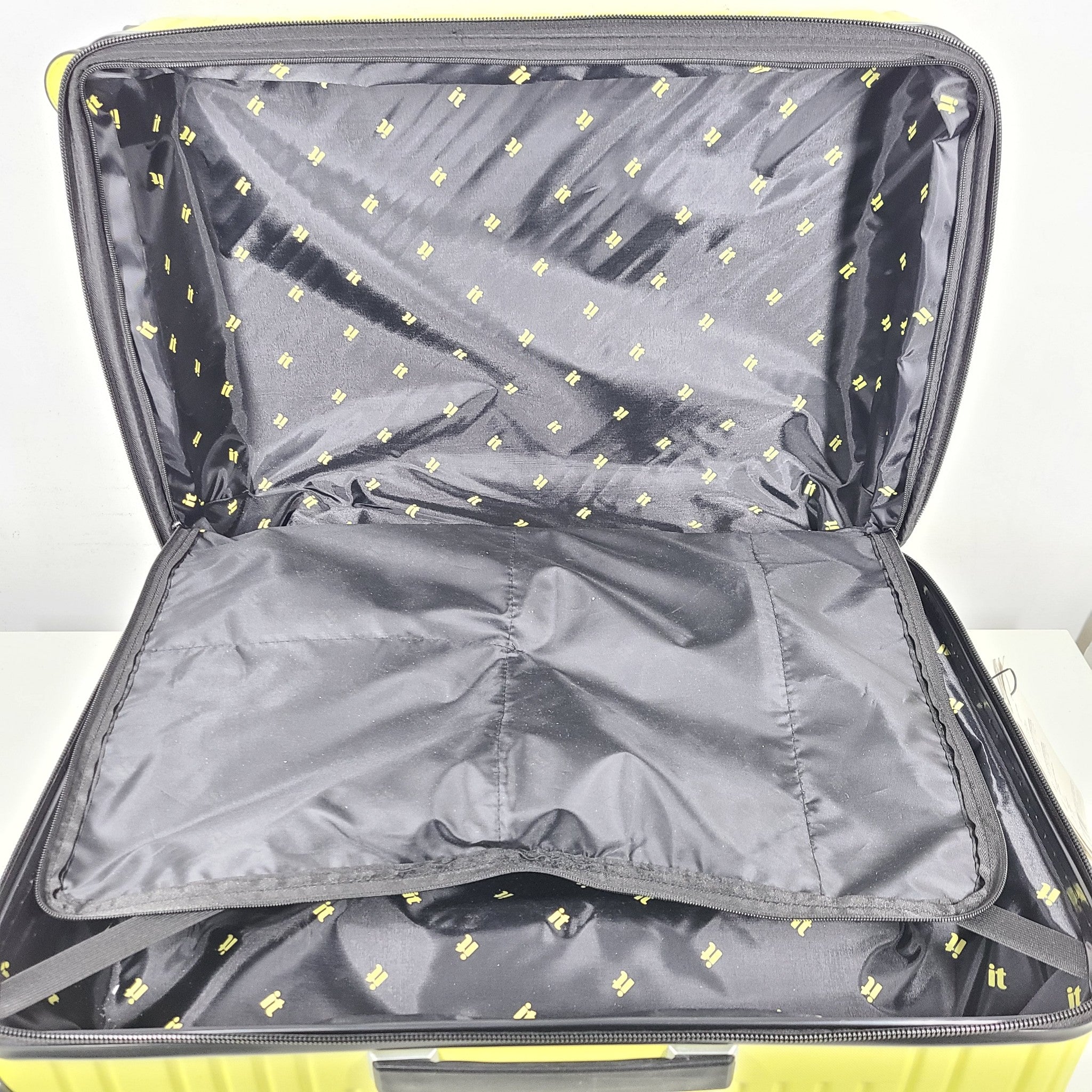 it luggage 27" Medium Spinner Expanding Hardshell Check In Luggage Light Yellow