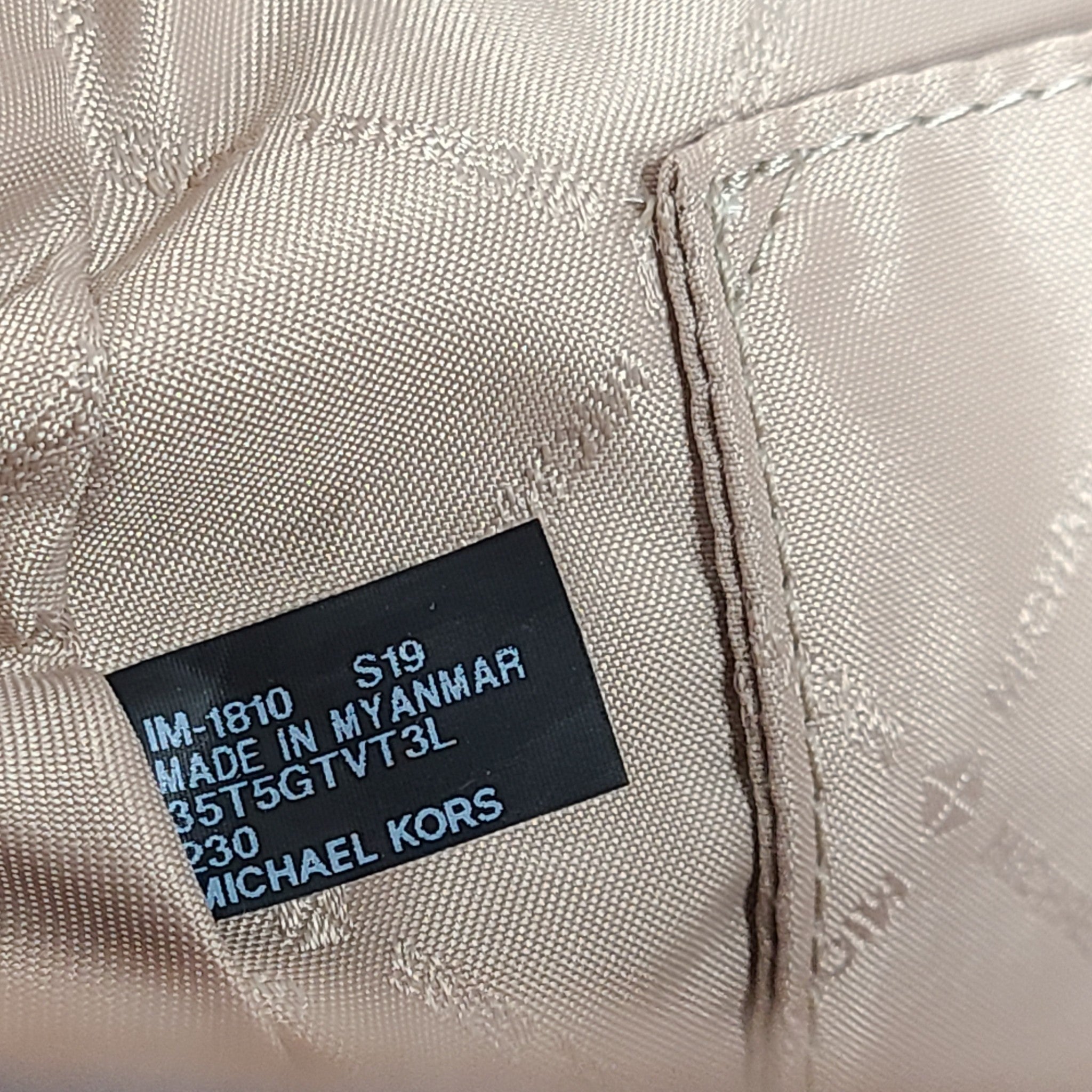 Michael Kors Saffiano Leather Jet Set Large Chain Shoulder Bag 35T5GTVT3L Tan