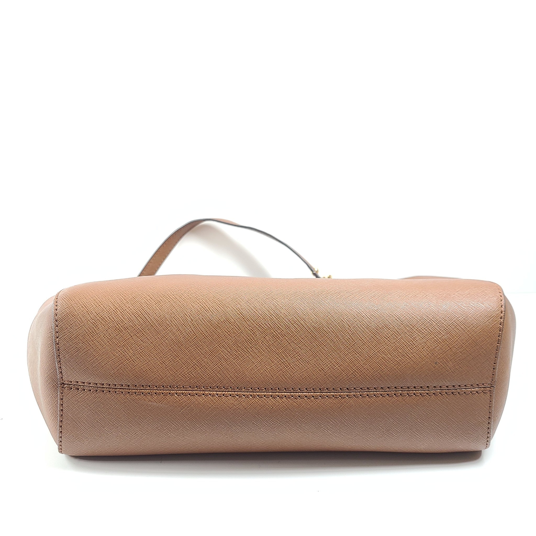 Michael Kors Saffiano Leather Jet Set Large Chain Shoulder Bag 35T5GTVT3L Tan