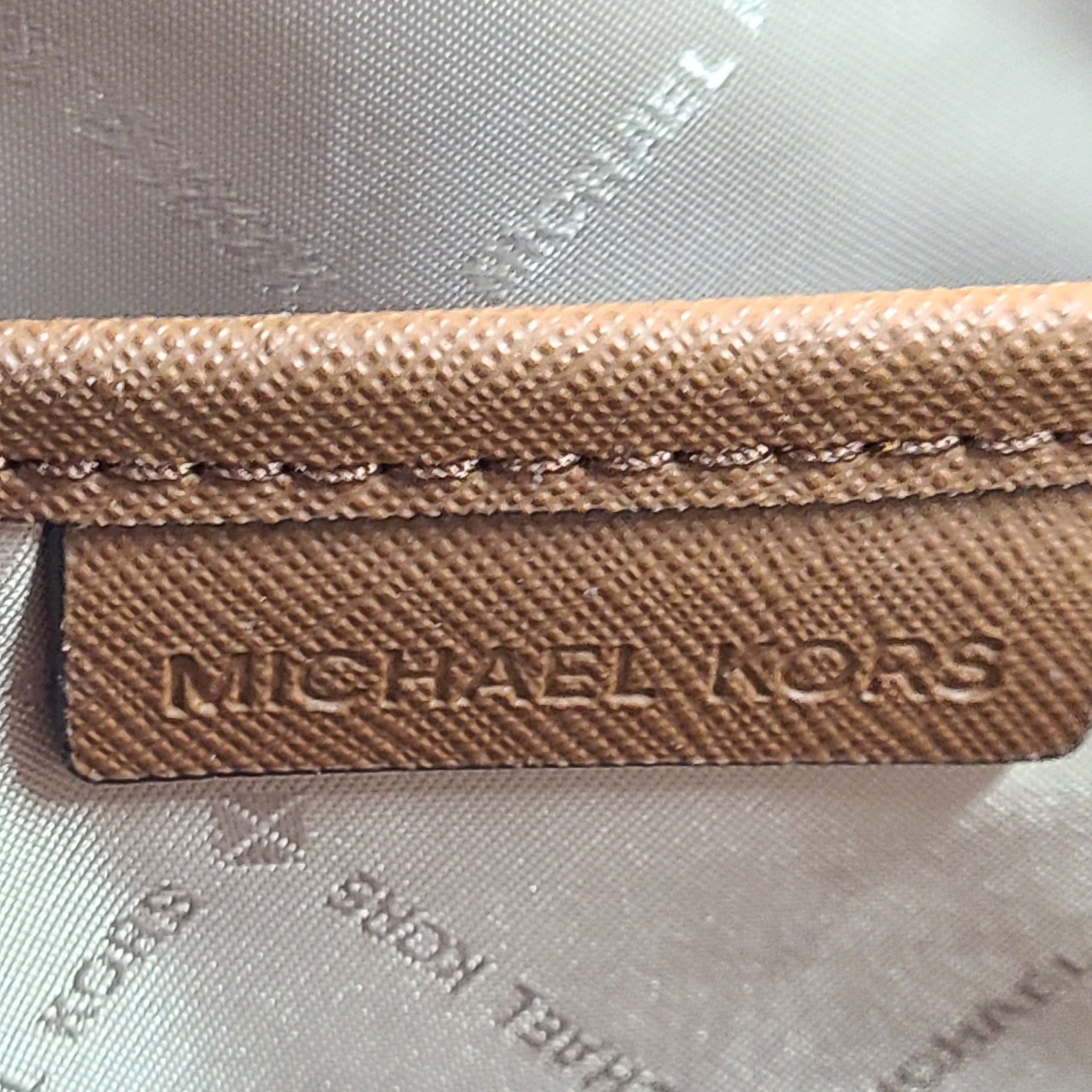Michael Kors Jet Set Charm Leather Crossbody Logo Large East/West Bag Brown Gold
