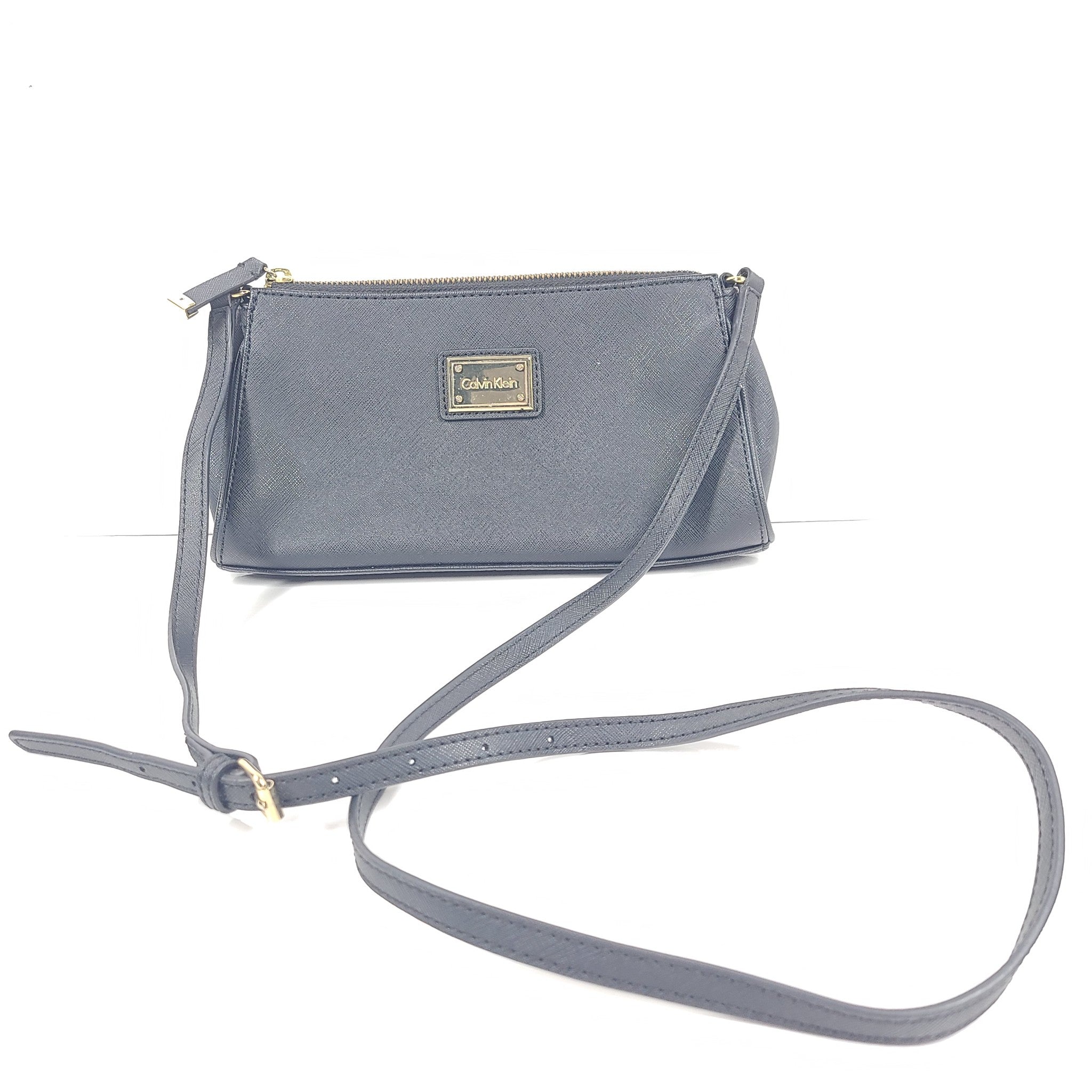 Calvin Klein Women's Crossbody Zipper Bag Adjustable Strap Vegan Leather Black