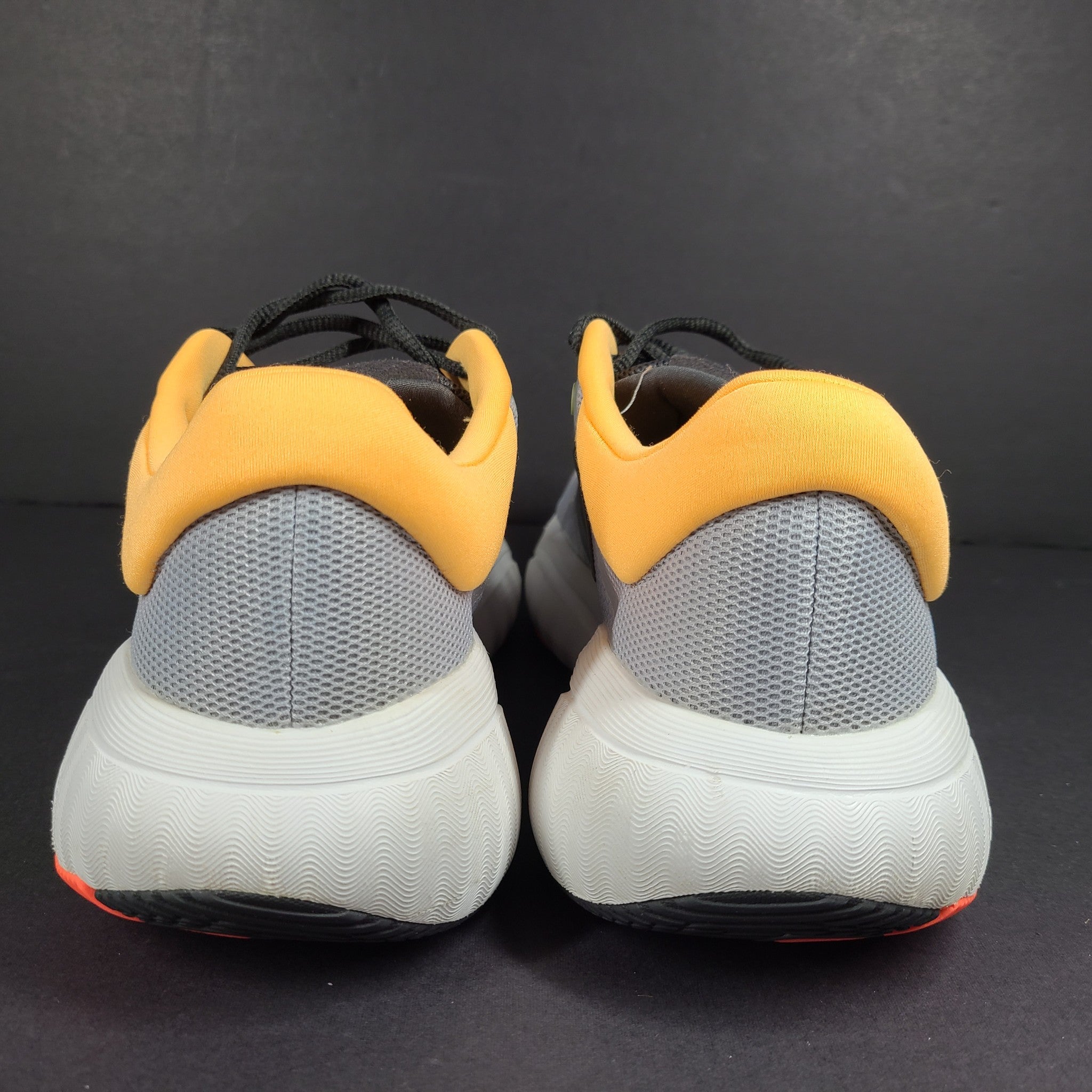 Adidas Men's Response Sneakers Running Shoes Gray GW6565 Sz 9