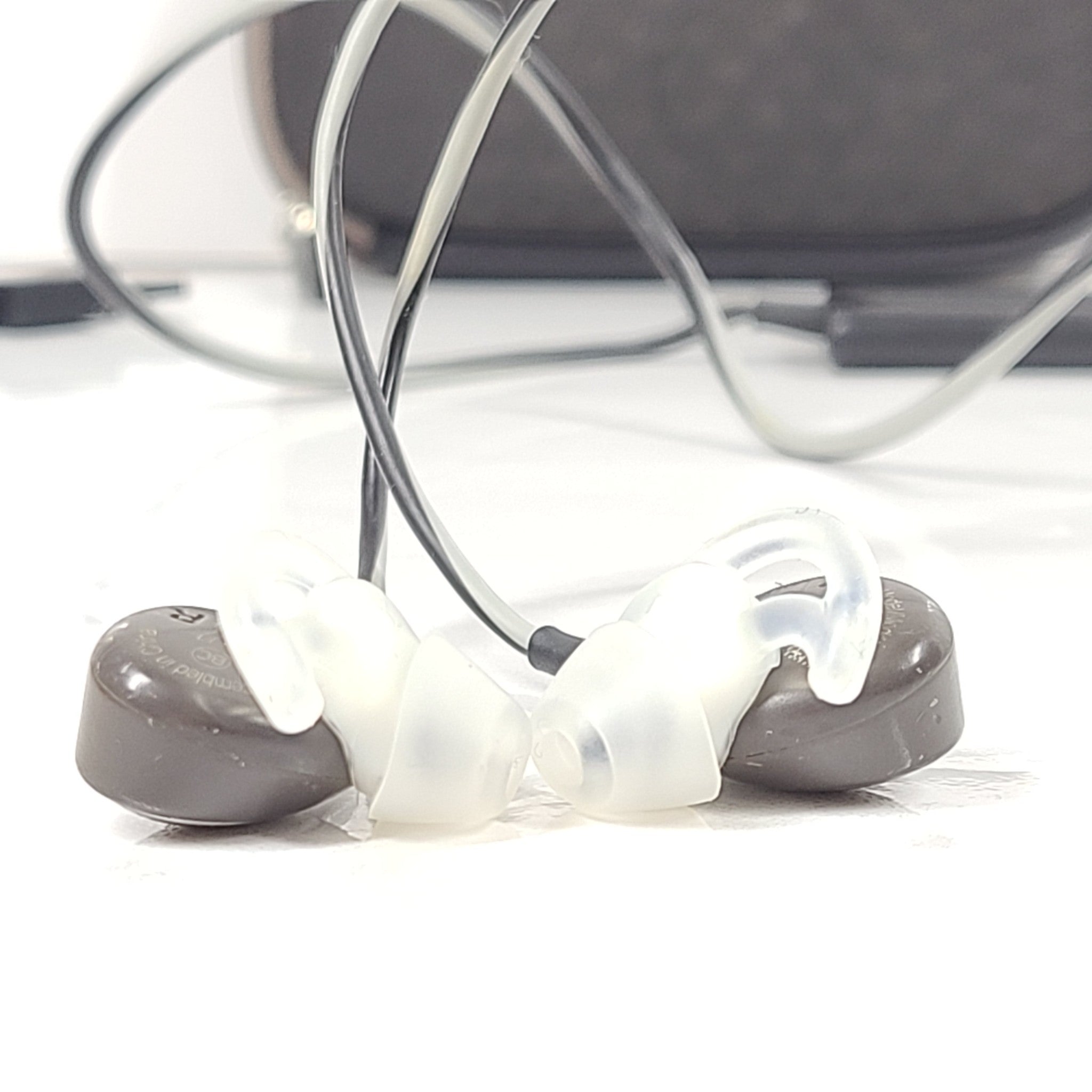 Bose QC20i QuietComfort 20i Apple Noise-Cancelling Earbuds QC20i - Gray/Brown V1