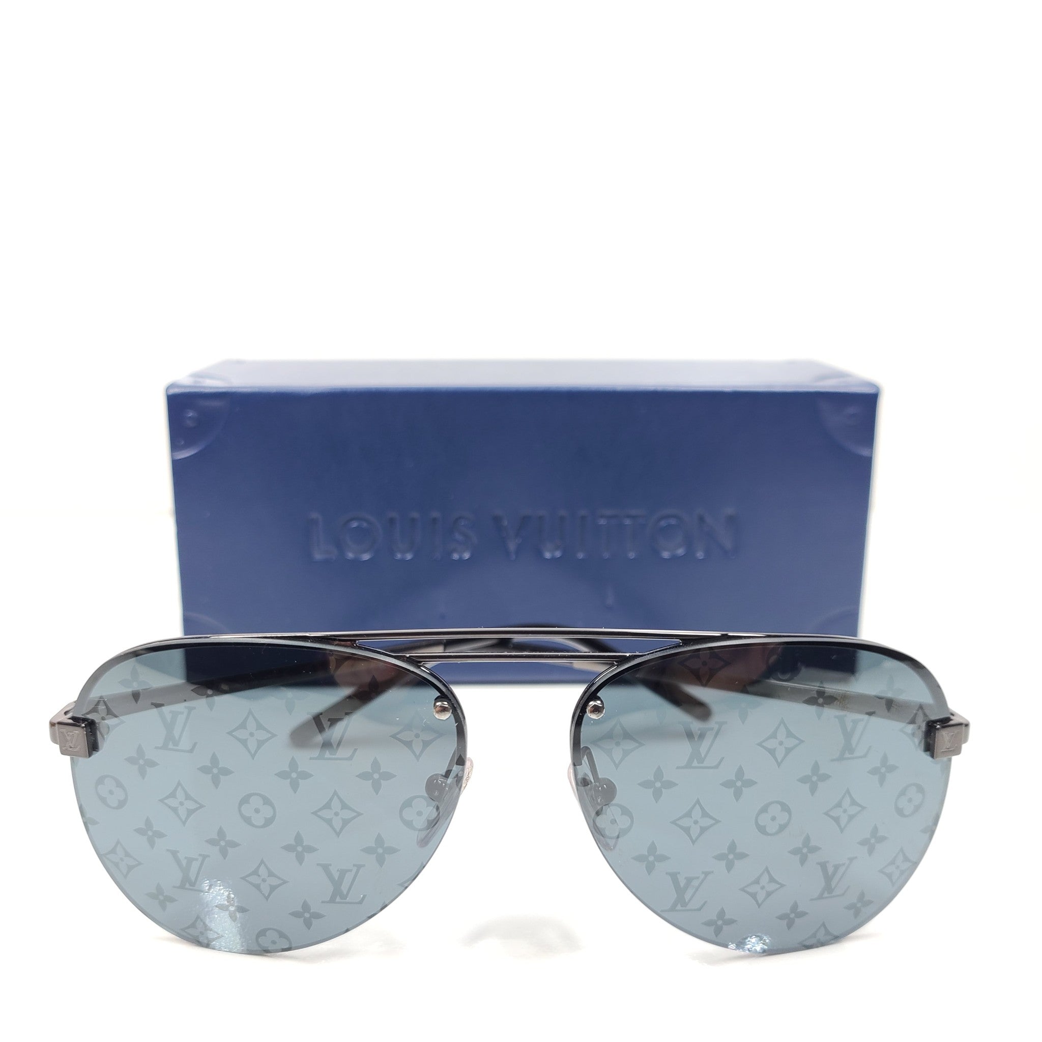 Louis Vuitton Men's Clockwise Sunglasses Dark Gun Monogram Z1019E Aviator NEW