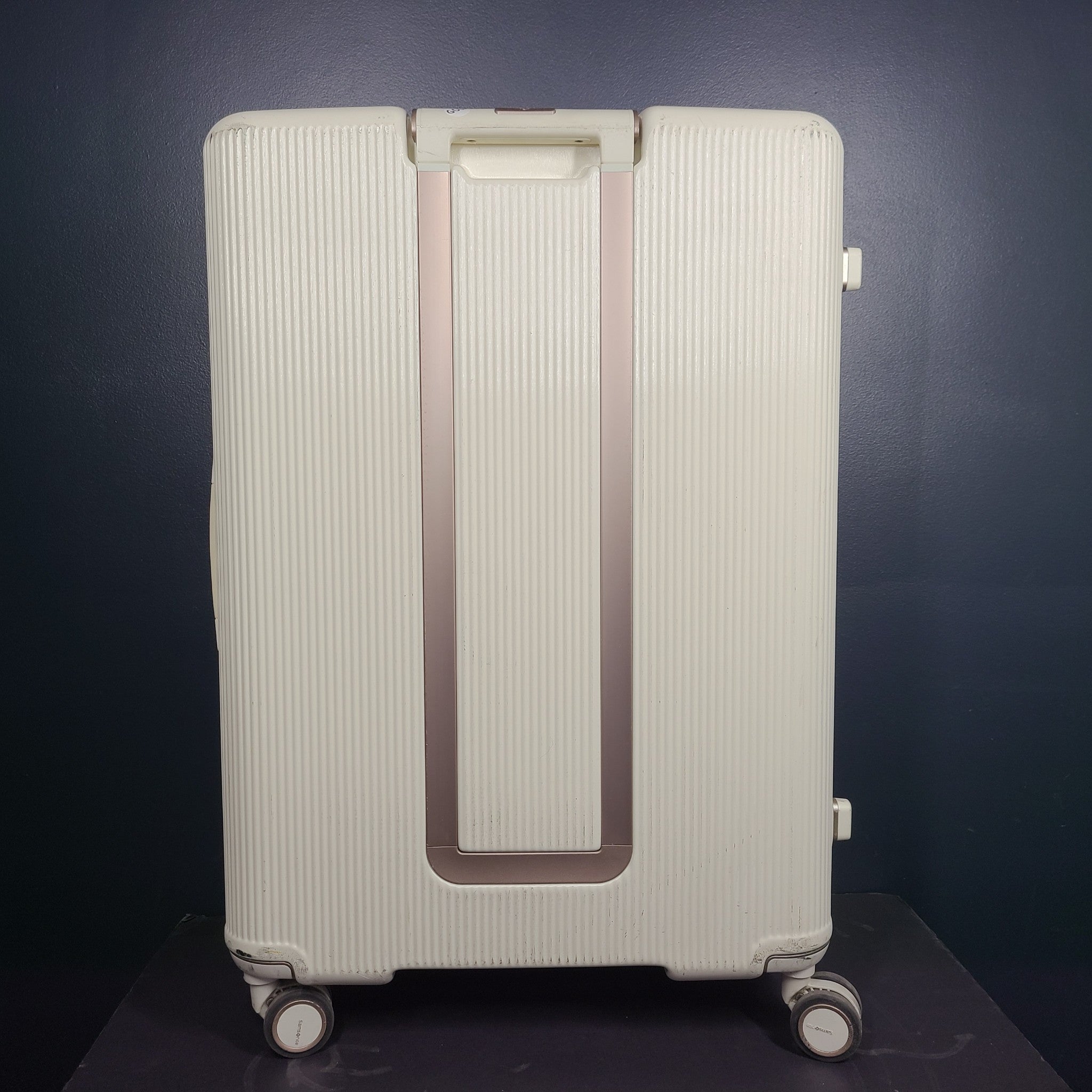 Samsonite Minter 29" Spinner Luxury Suitcase Hardside Lightweight TSA Lock Ivory