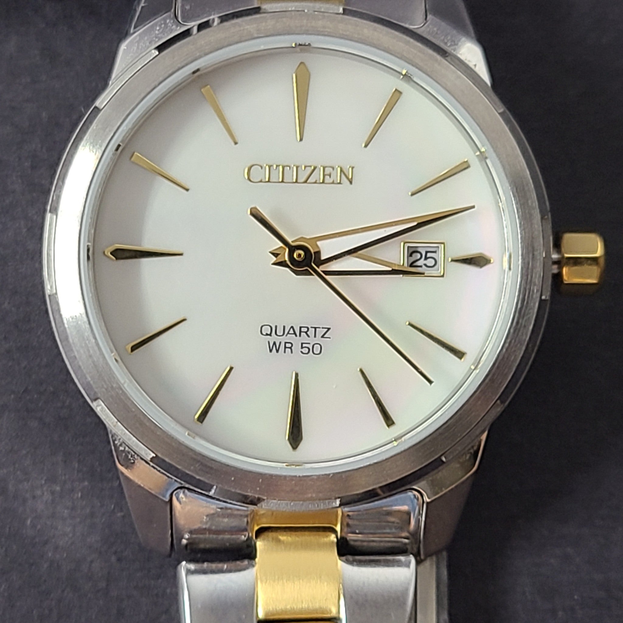 Citizen Women's Elegance Quartz Watch Mother of Pearl SIlver Gold EU6074-51D