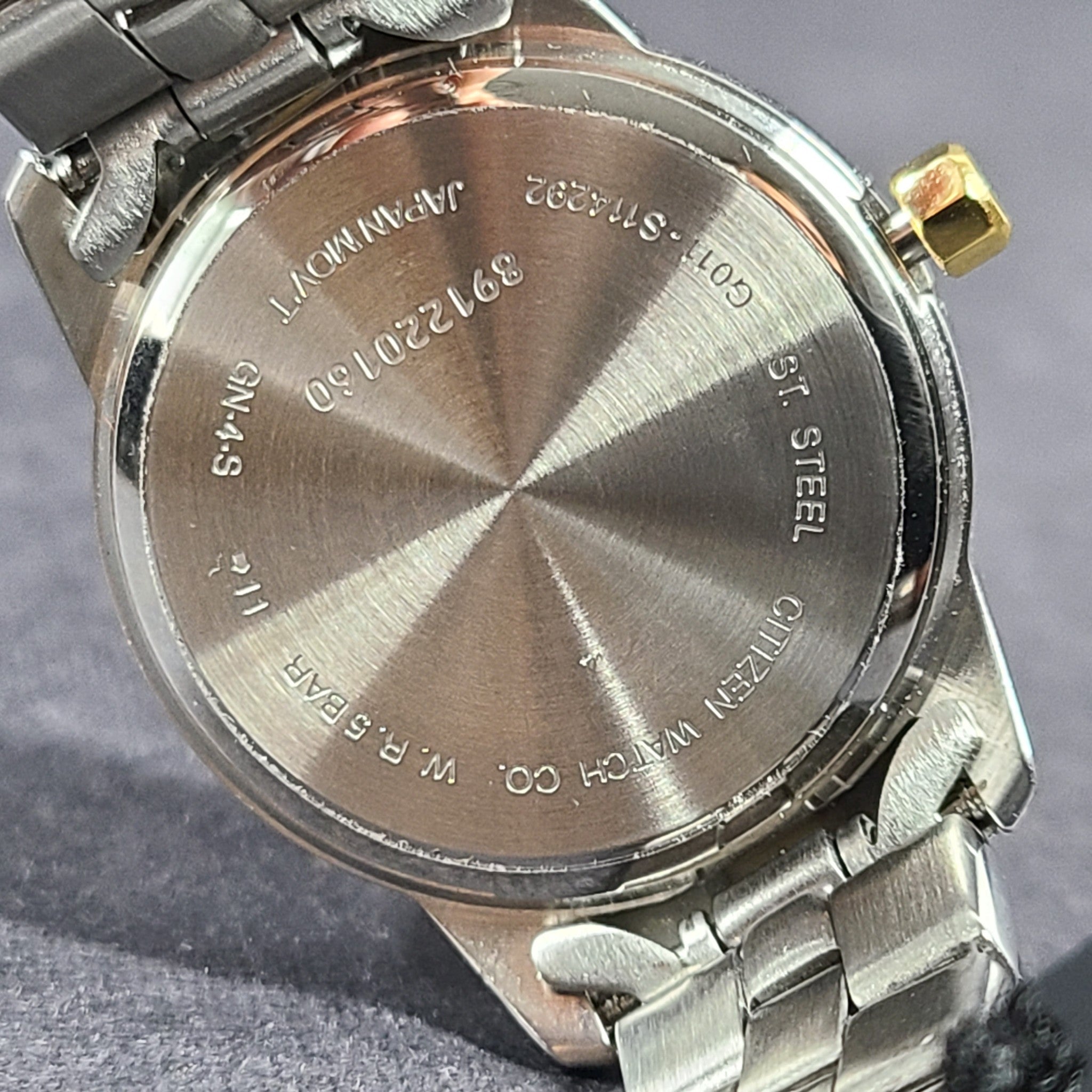 Citizen Women's Elegance Quartz Watch Mother of Pearl SIlver Gold EU6074-51D