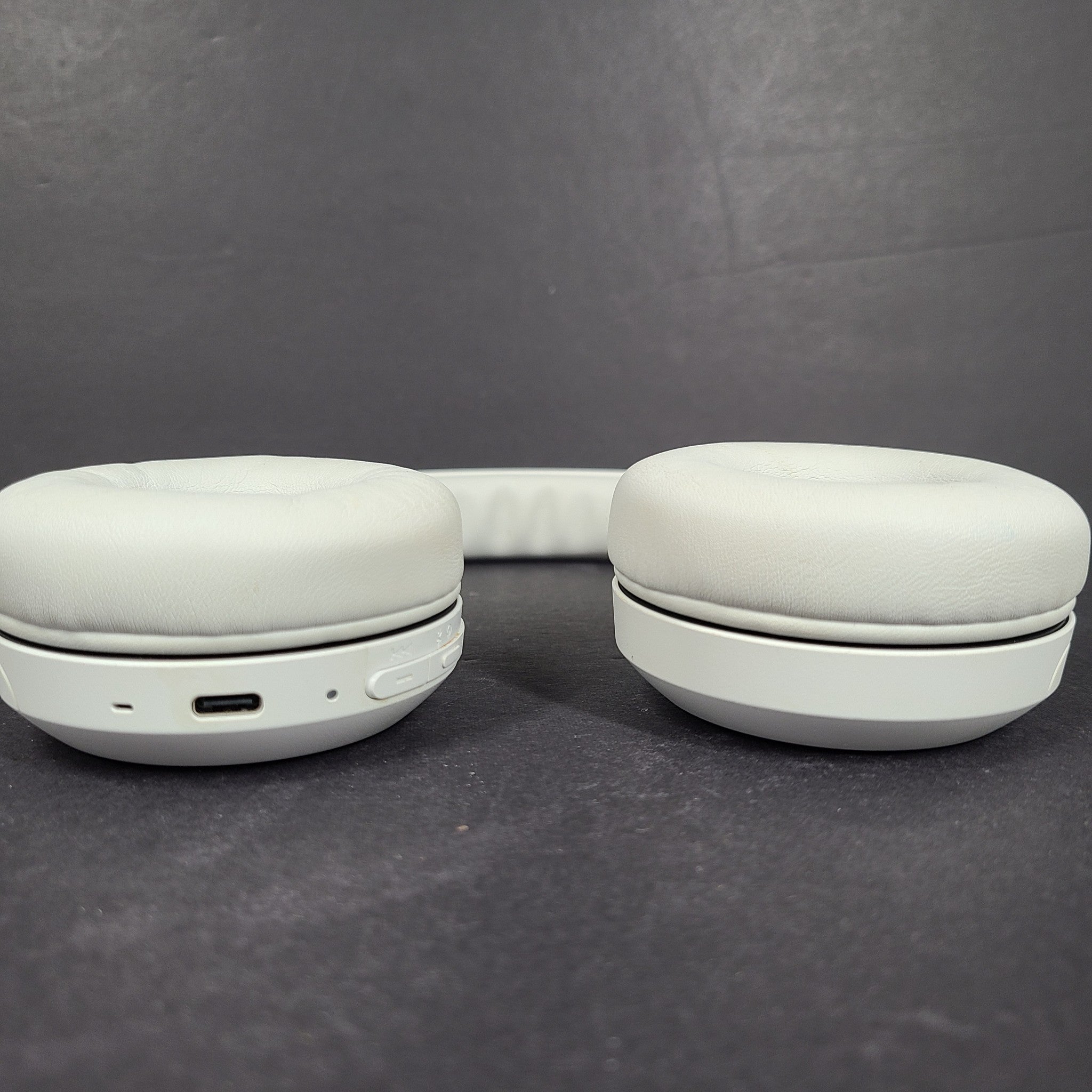 Sony WH-CH520 Wireless Bluetooth On the Ear Headphones - White