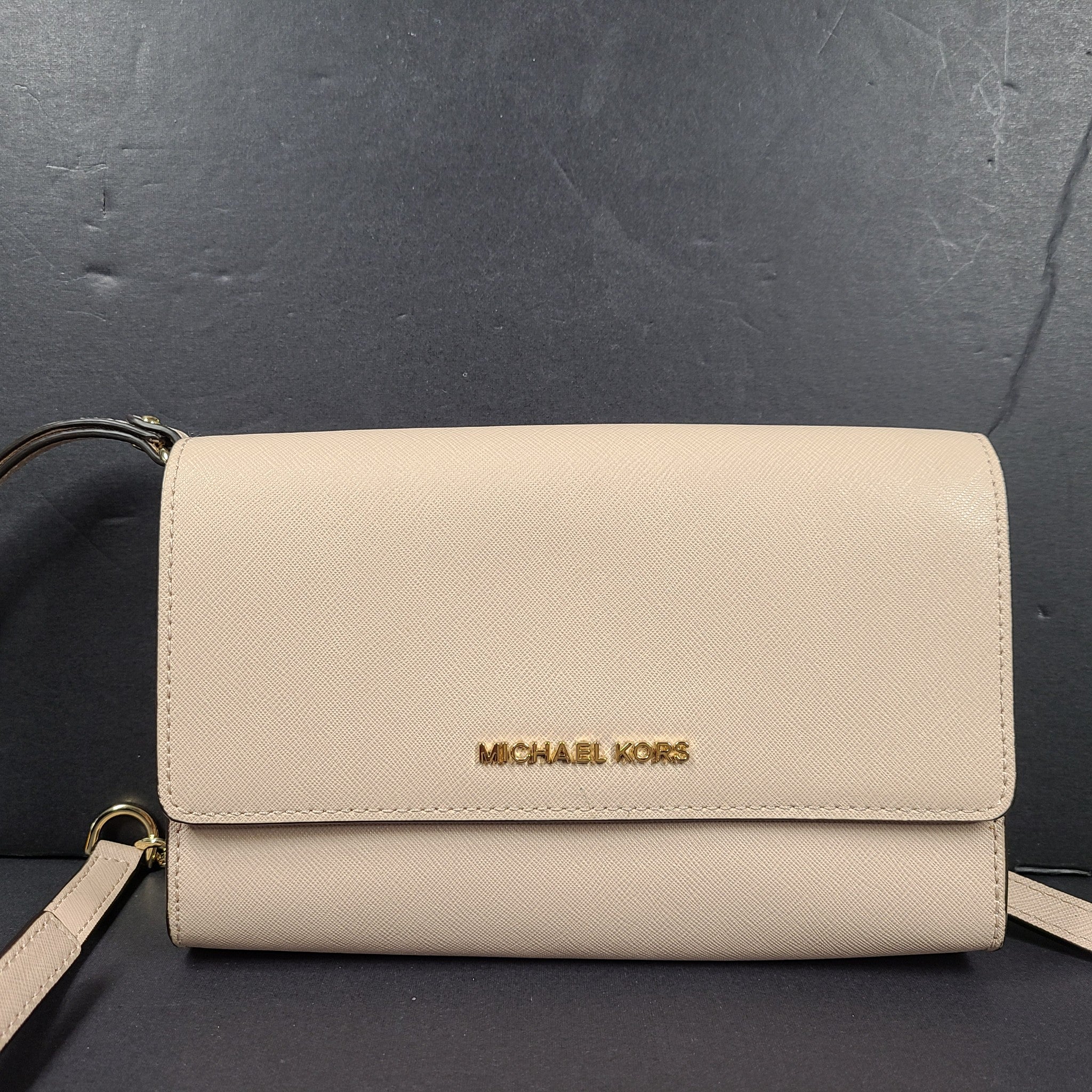 Michael Kors Saffiano Leather 3-in-1 Crossbody Leather Powder Pink