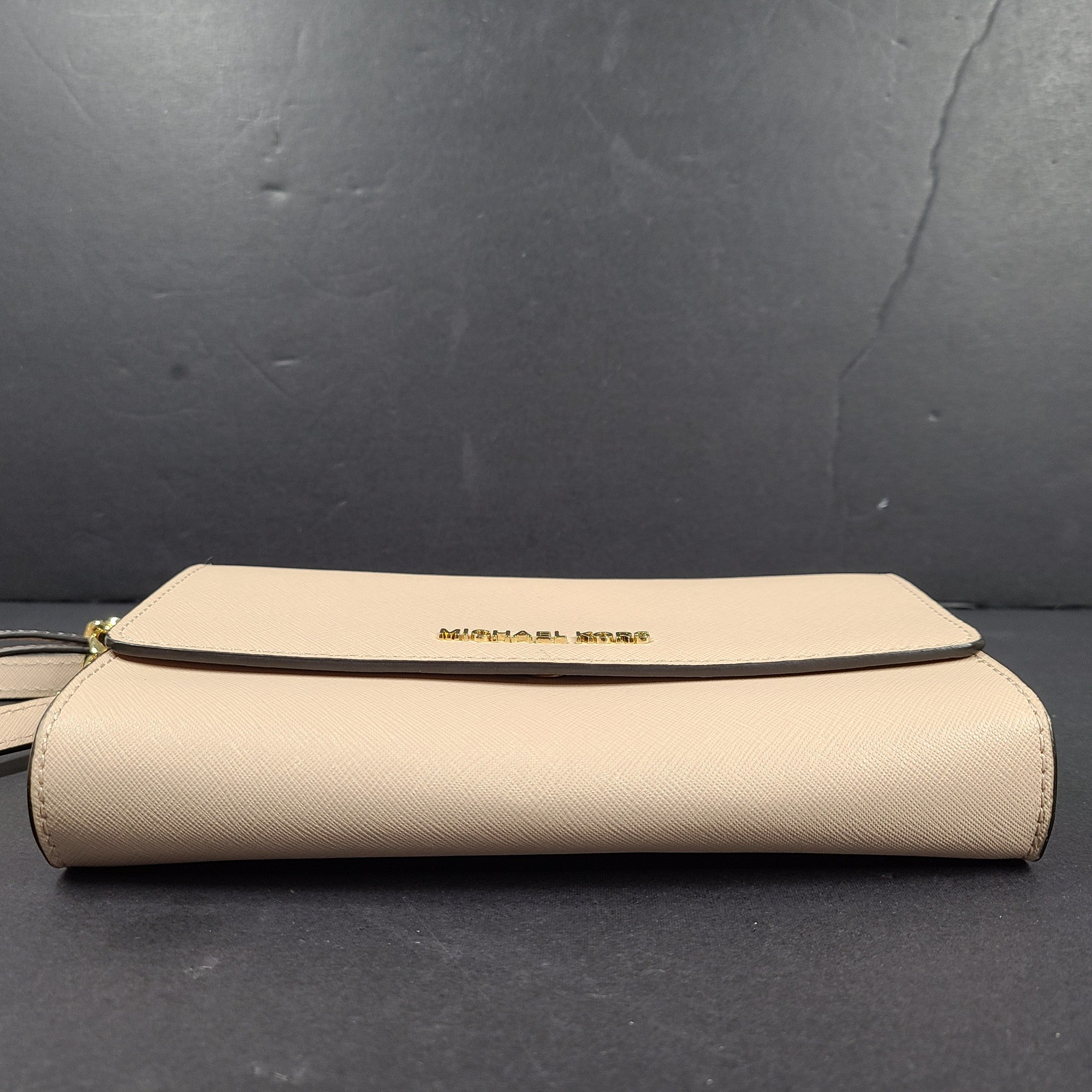 Michael Kors Saffiano Leather 3-in-1 Crossbody Leather Powder Pink