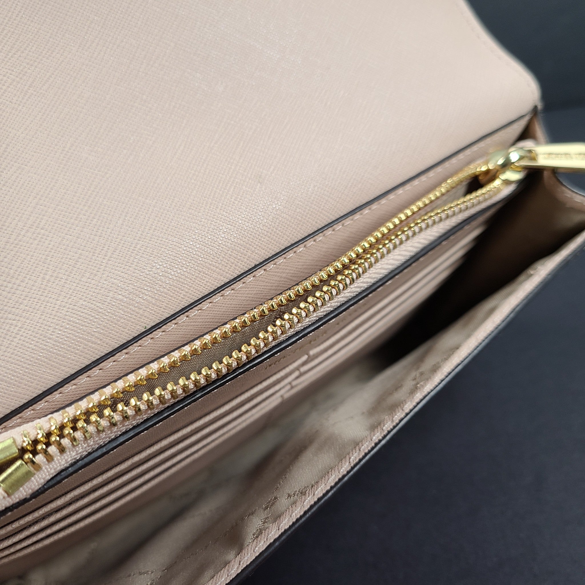 Michael Kors Saffiano Leather 3-in-1 Crossbody Leather Powder Pink